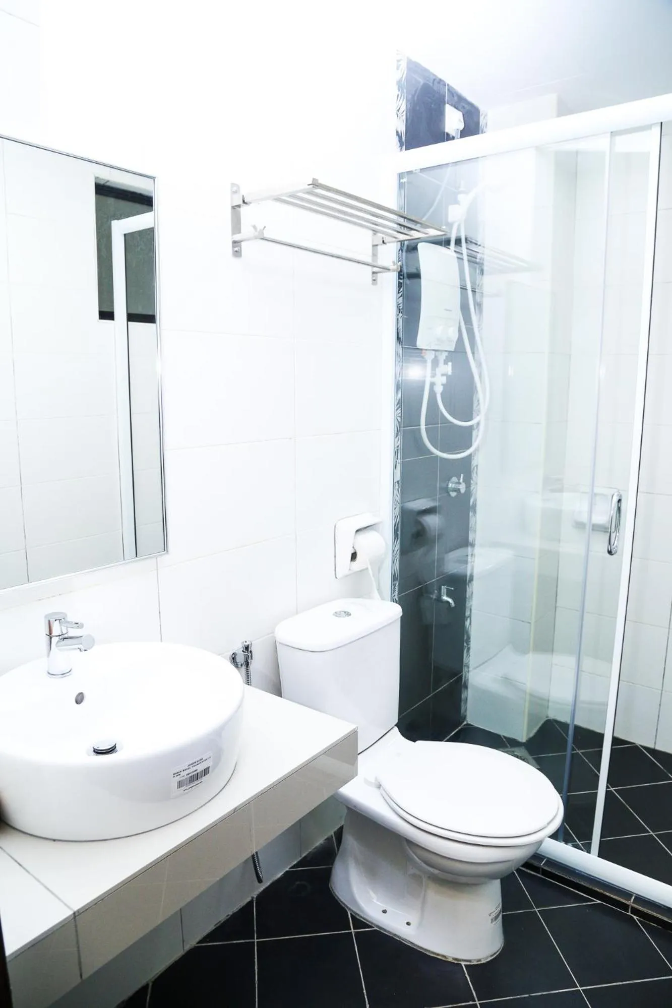 Marina Heights Resort