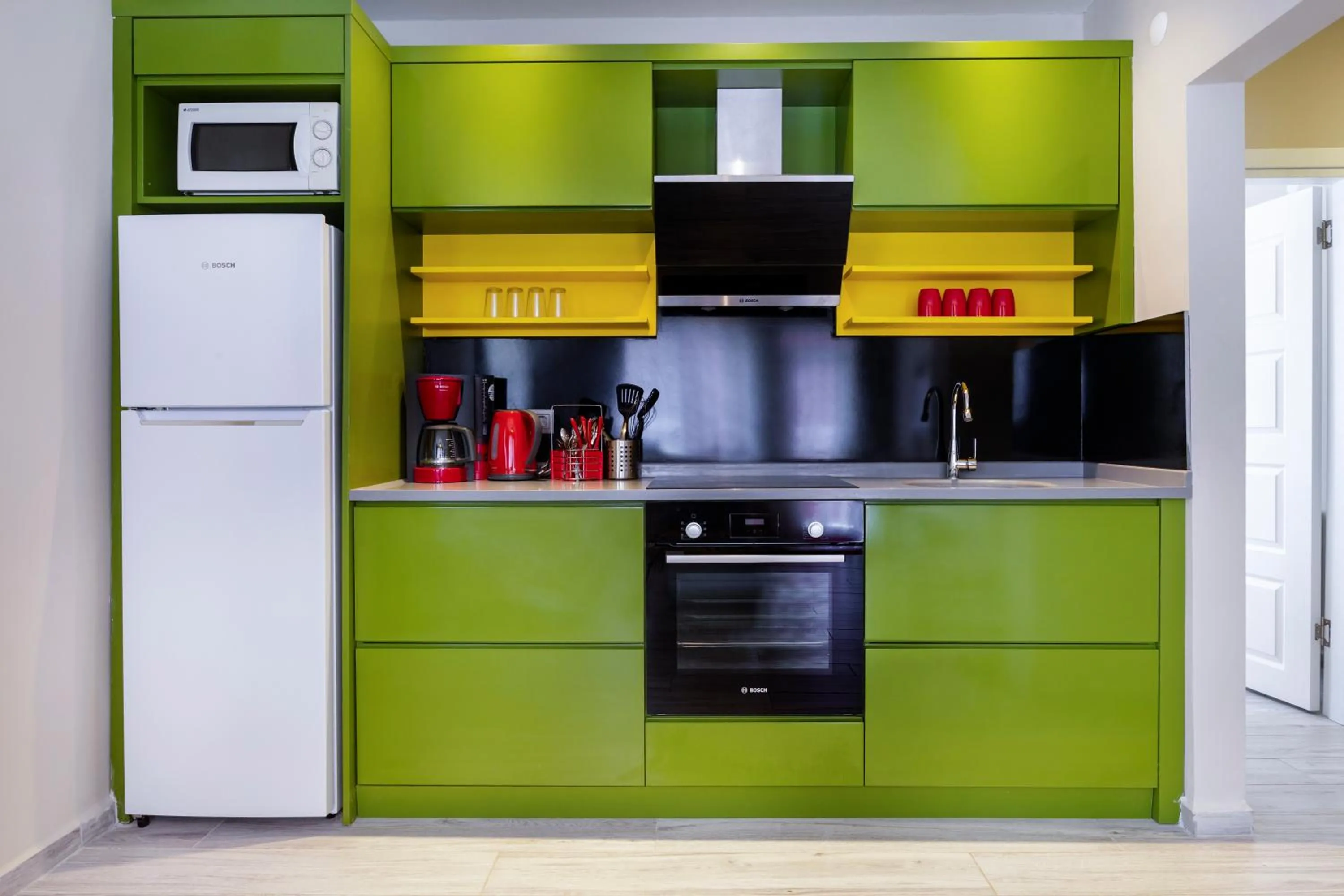 Kitchen or kitchenette in Twin Apart Hotel