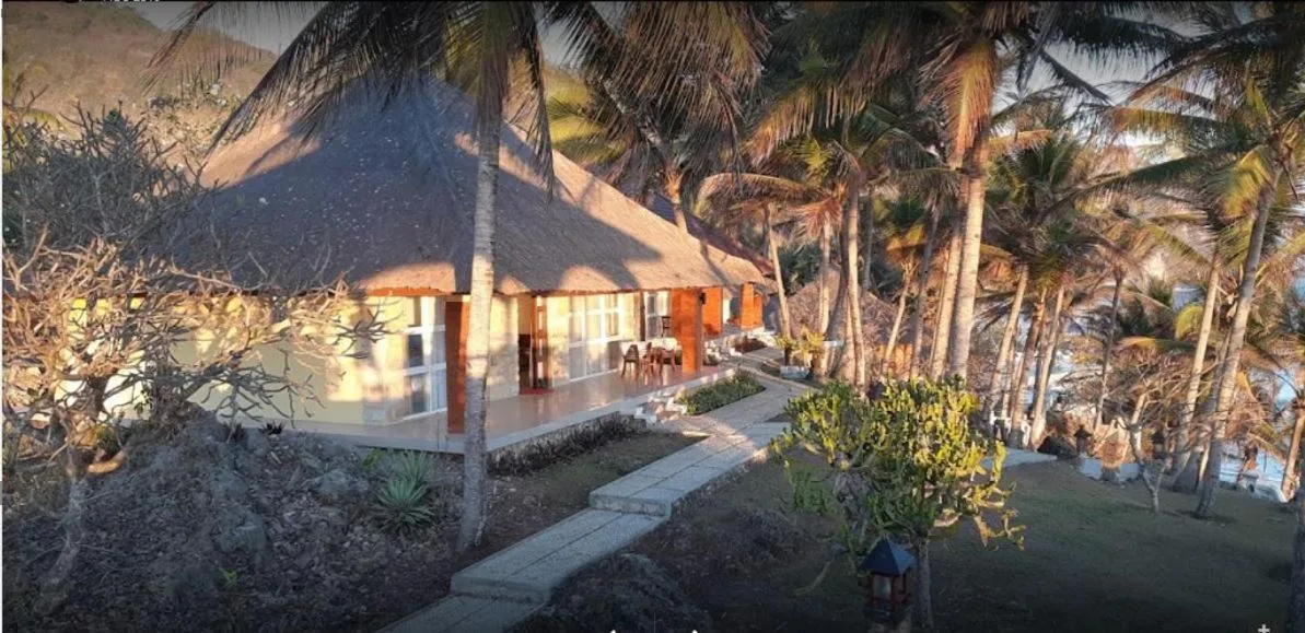 Queen of the South Beach Resort