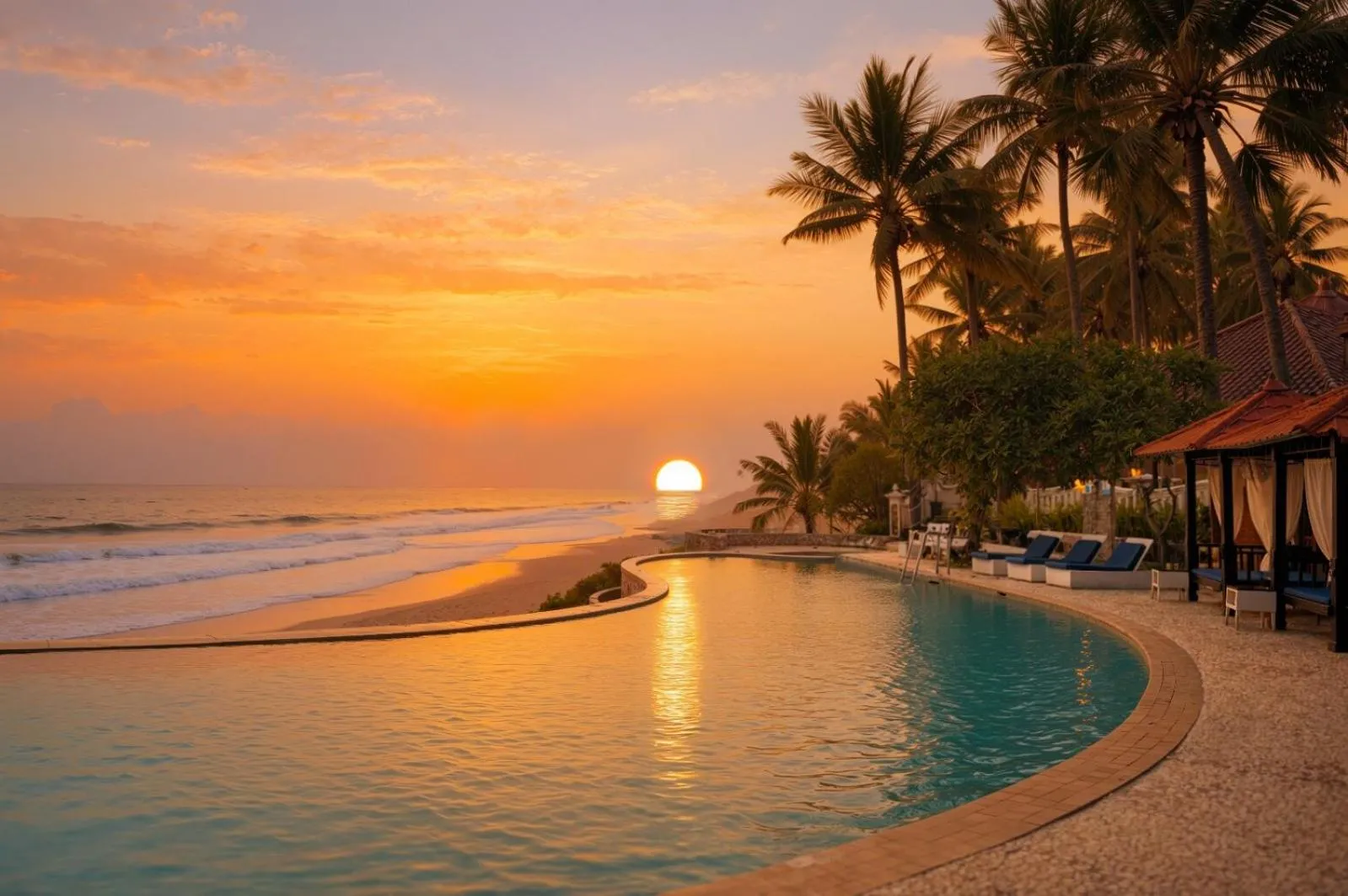 Swimming pool in Queen of the South Beach Resort