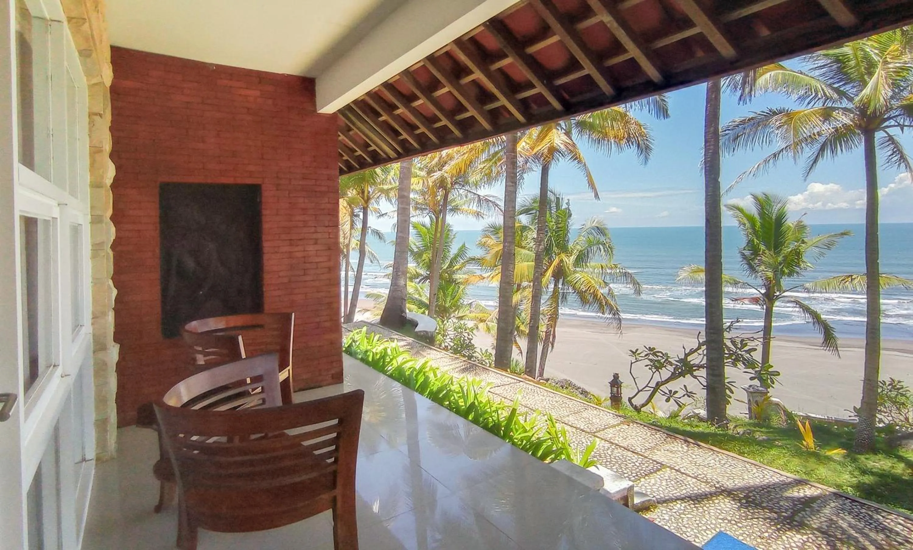 Sea view in Queen of the South Beach Resort