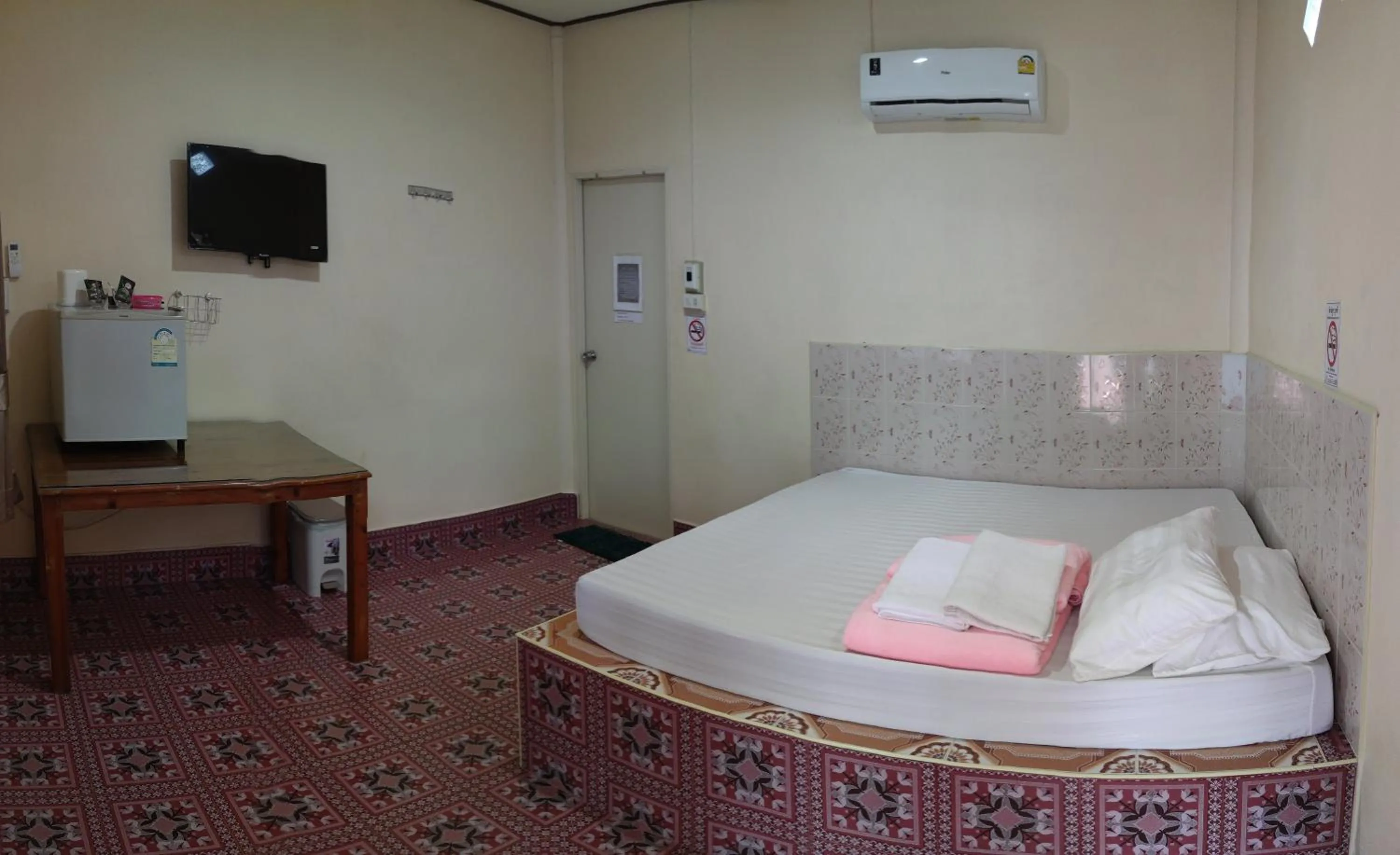 Bed in Chattong resort