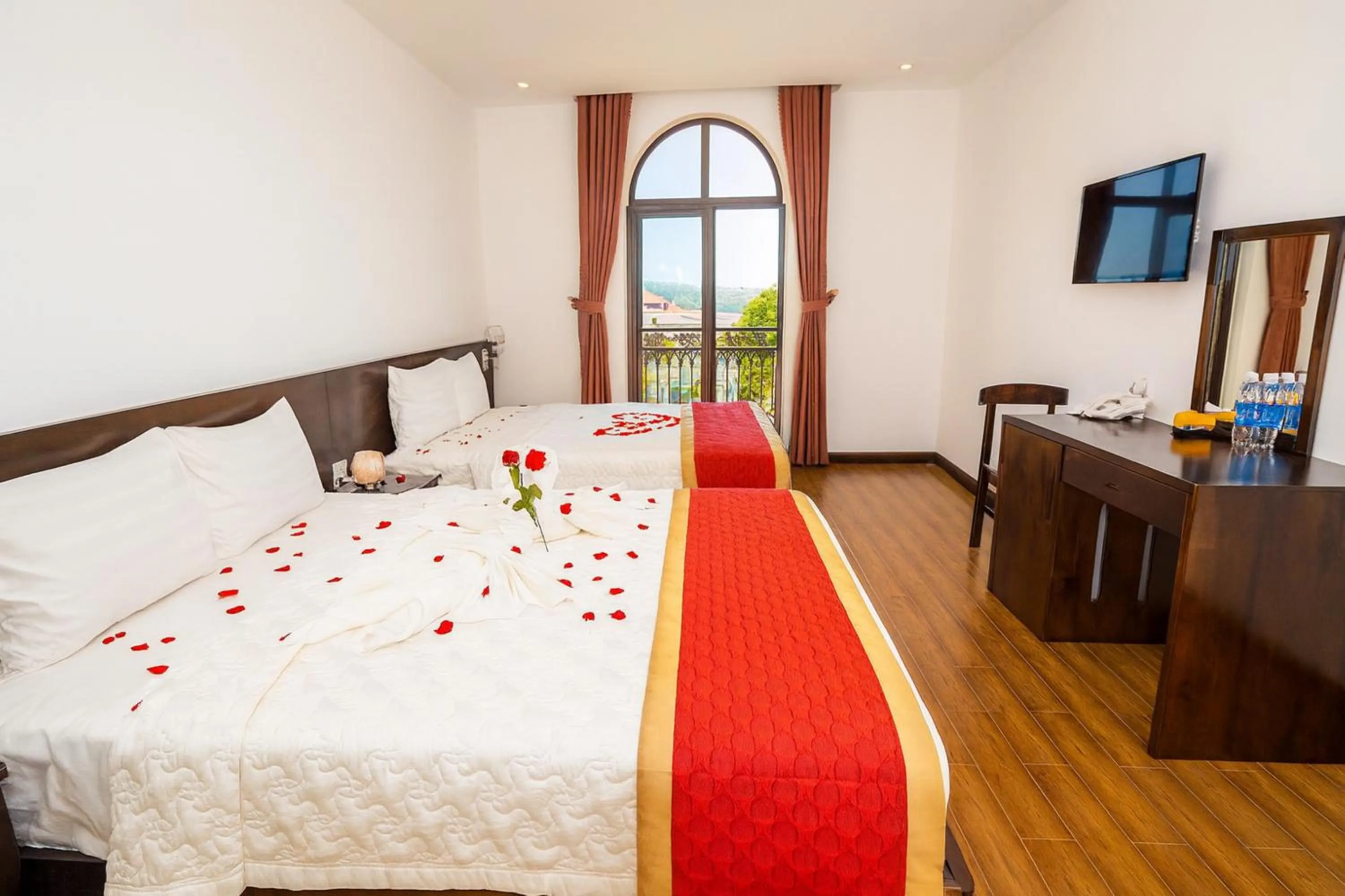 Bed in Thanh Vy Hotel