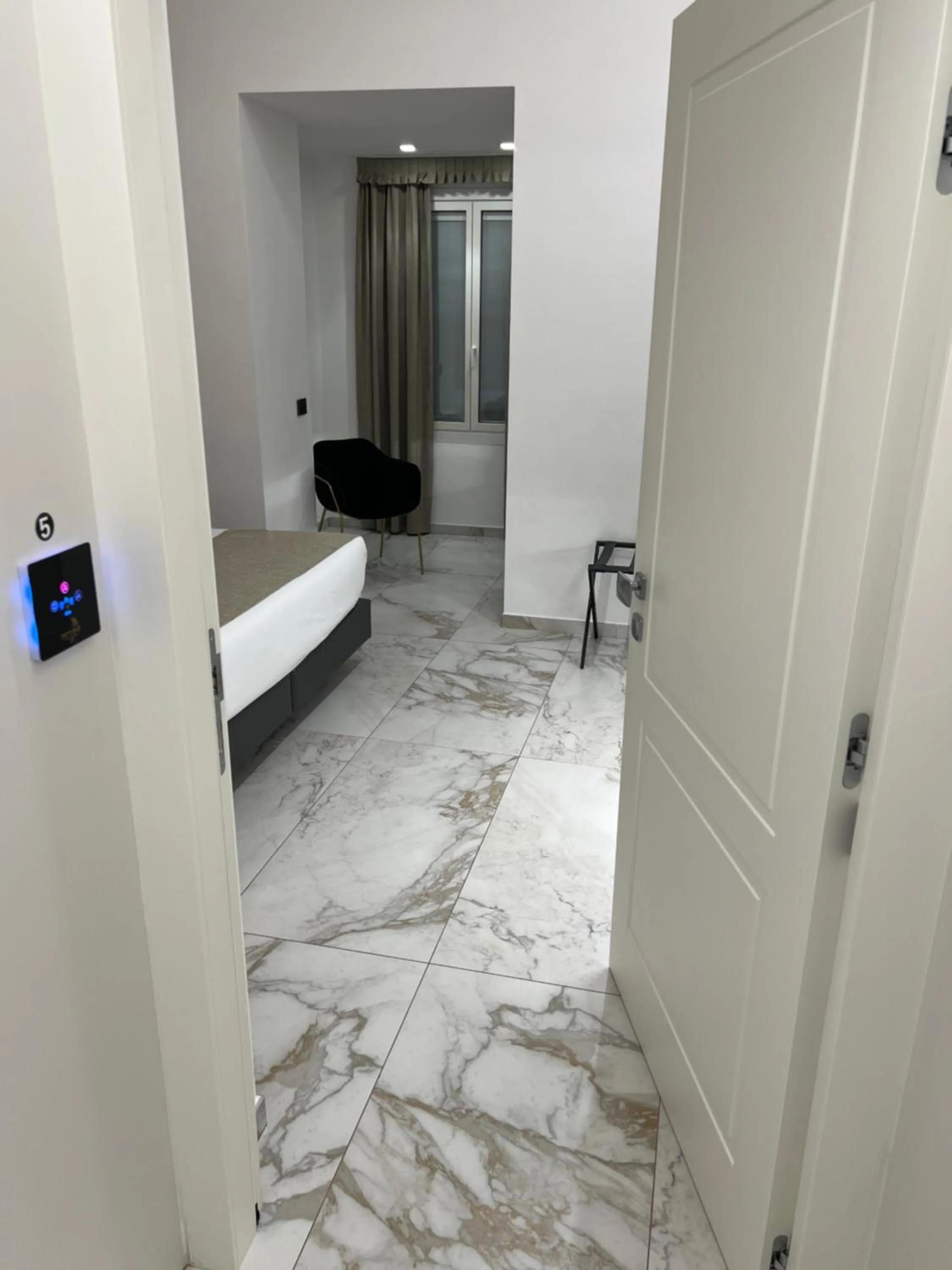 Facade/entrance in Maison Tritone