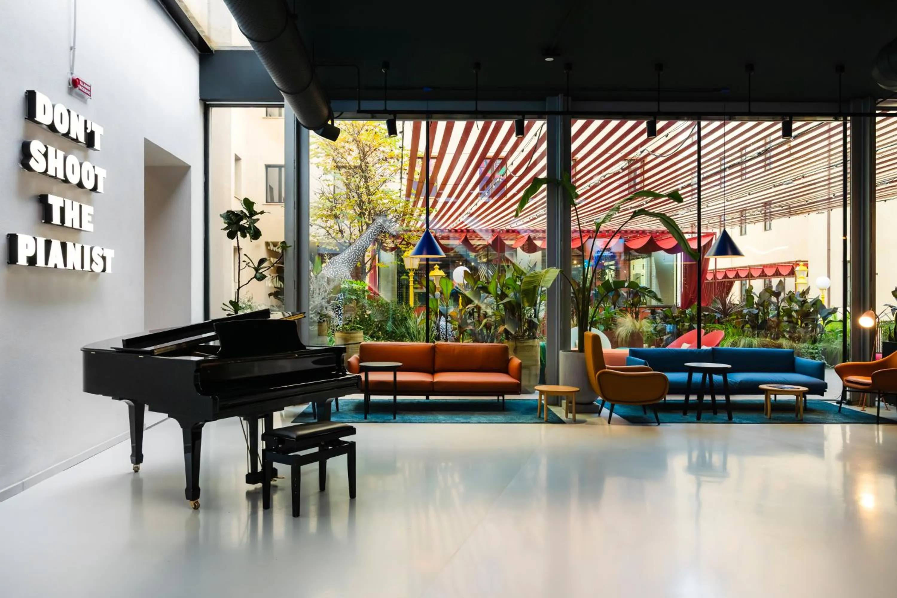 Inner courtyard view in The Social Hub Florence Lavagnini