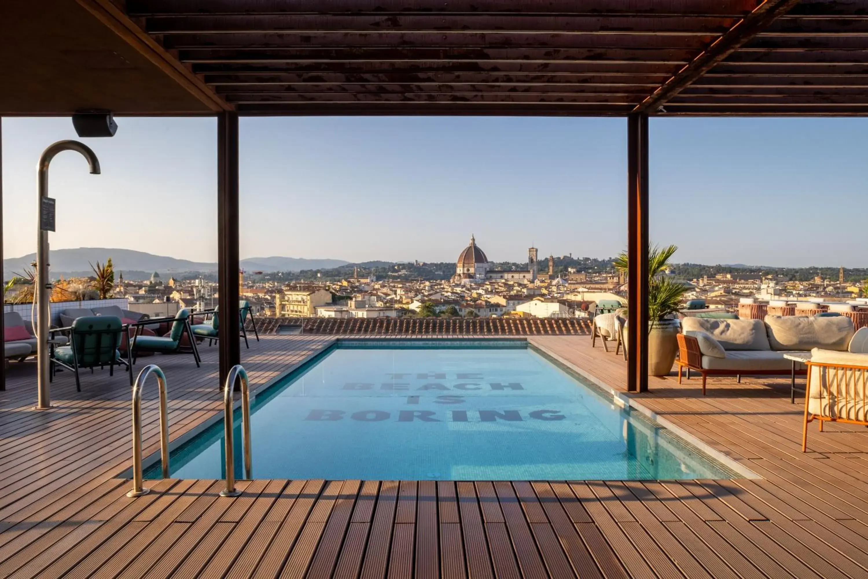 Swimming pool in The Social Hub Florence Lavagnini Swimming pool in The Social Hub Florence Lavagnini