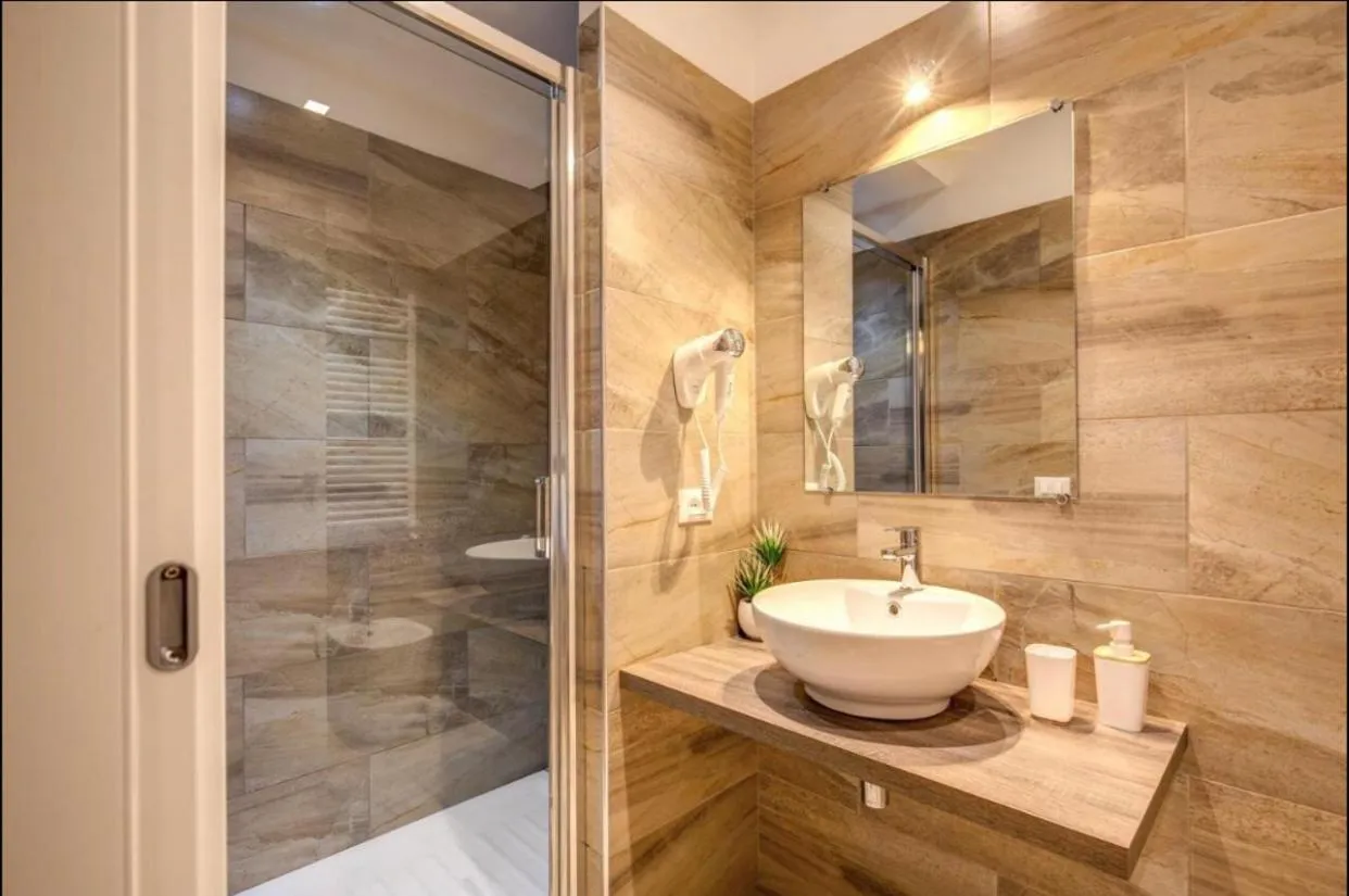 Bathroom in Chester Suites