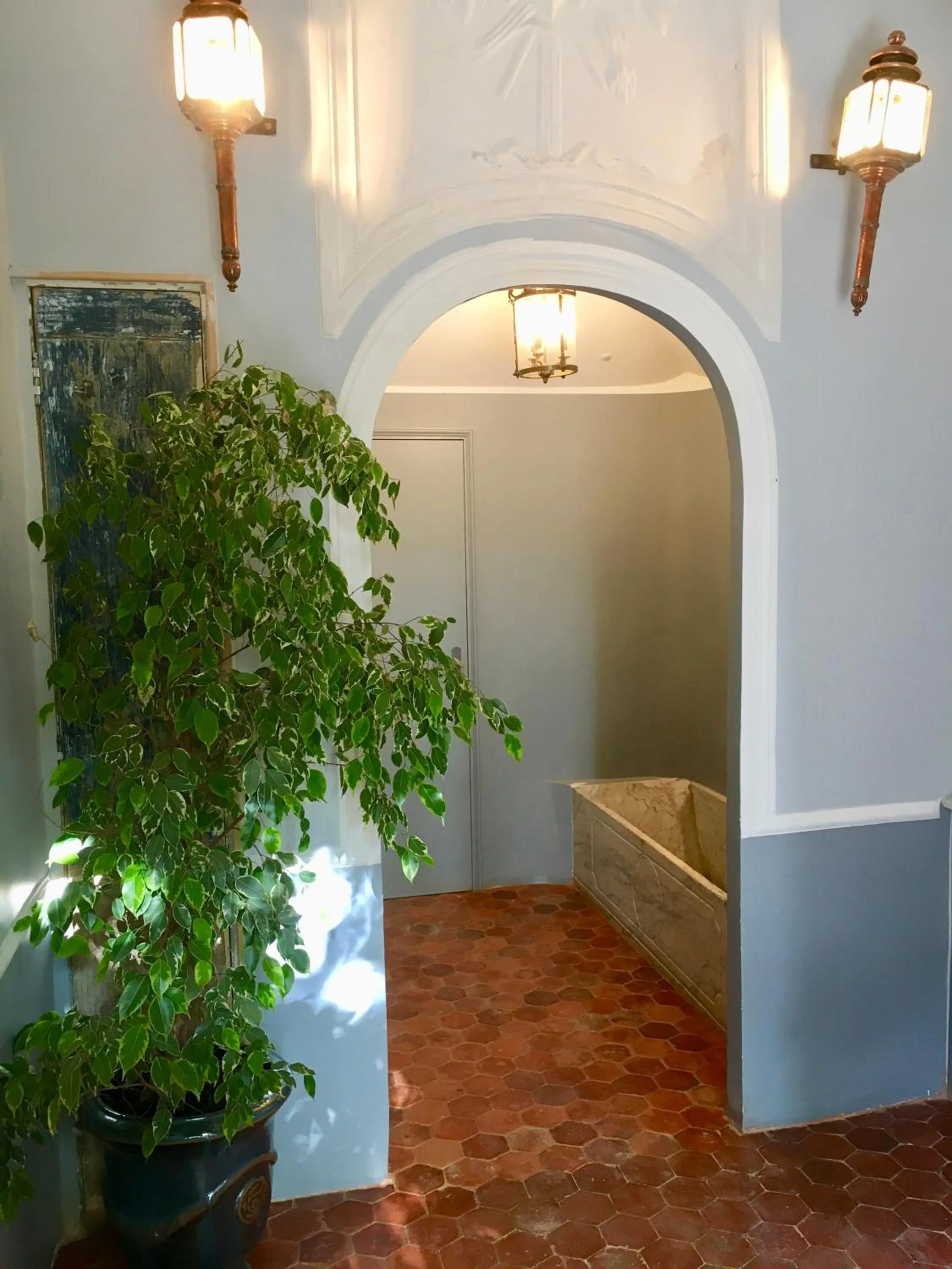 Lobby or reception in B&B Maison d'Hôtes - Château de Jouques