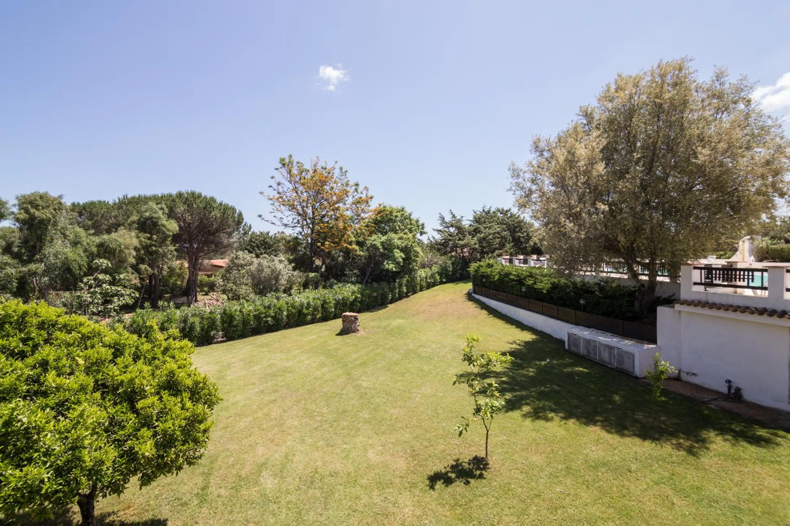 Garden in White Sand Residence