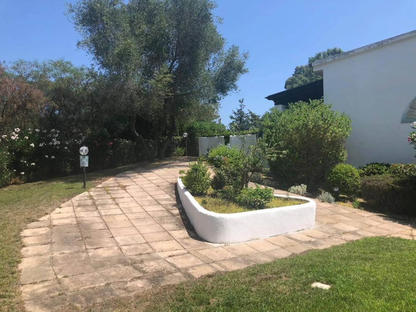 Garden in White Sand Residence