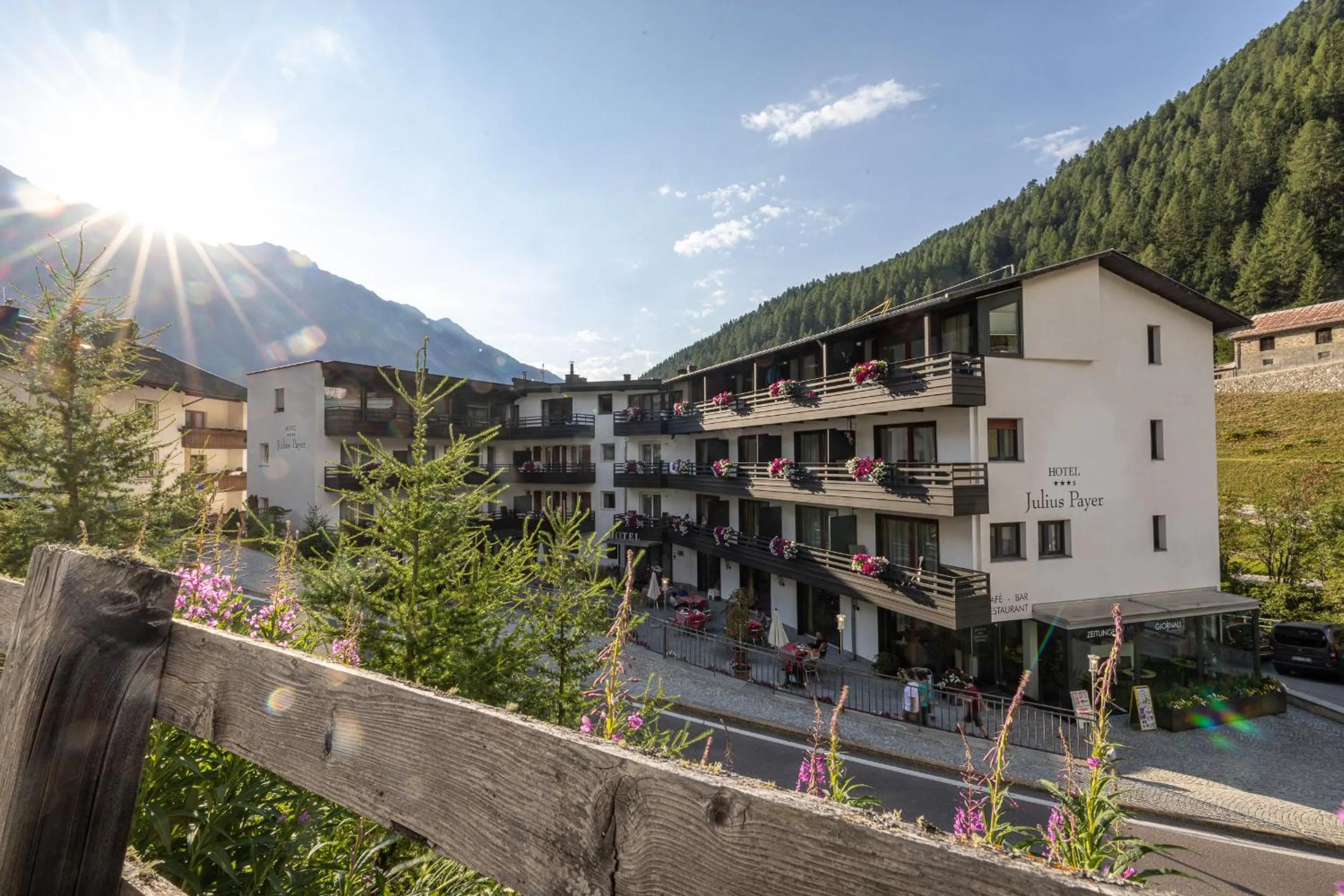Property building in Hotel Julius Payer