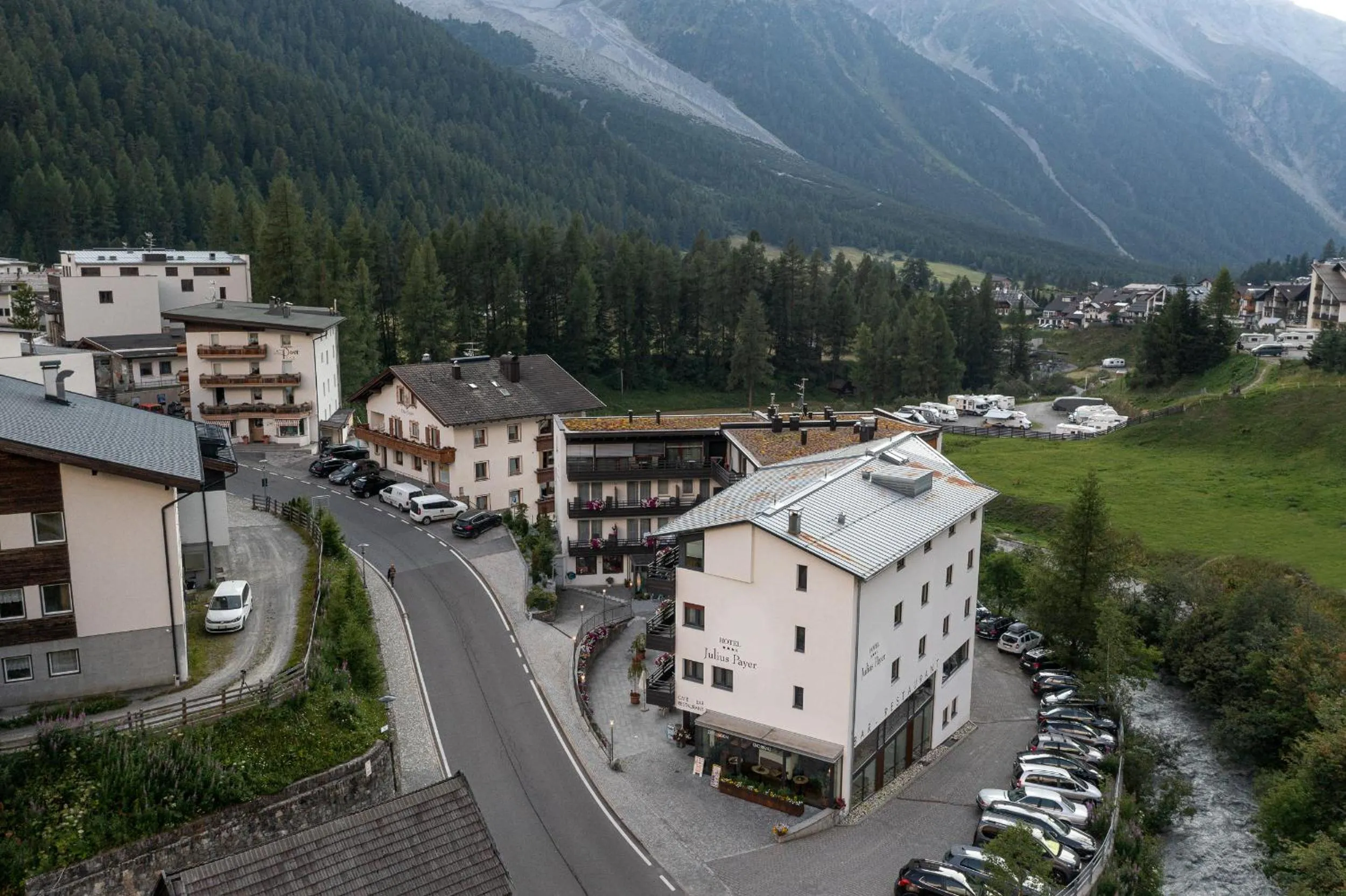 Property building in Hotel Julius Payer