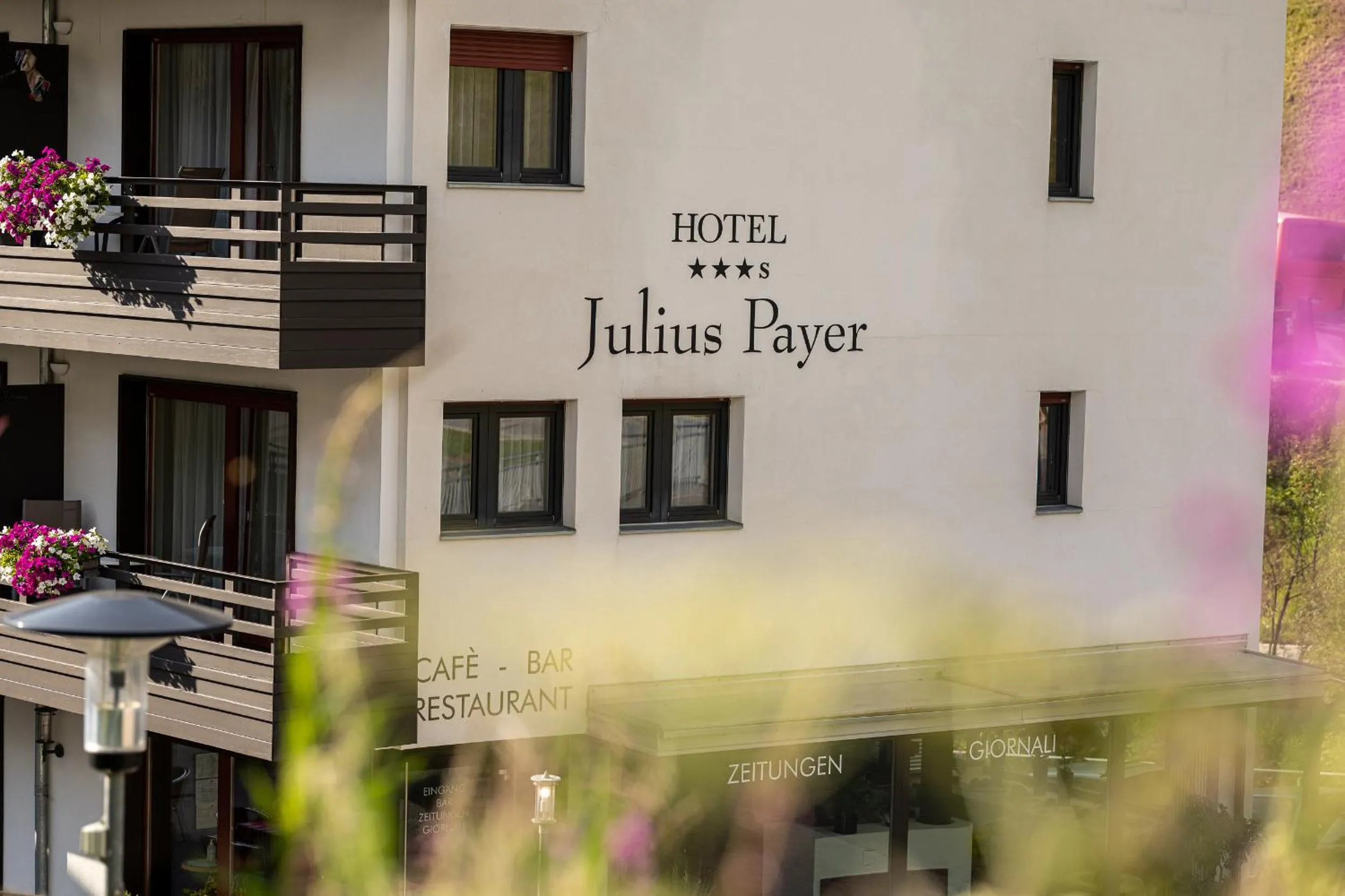 Property building in Hotel Julius Payer