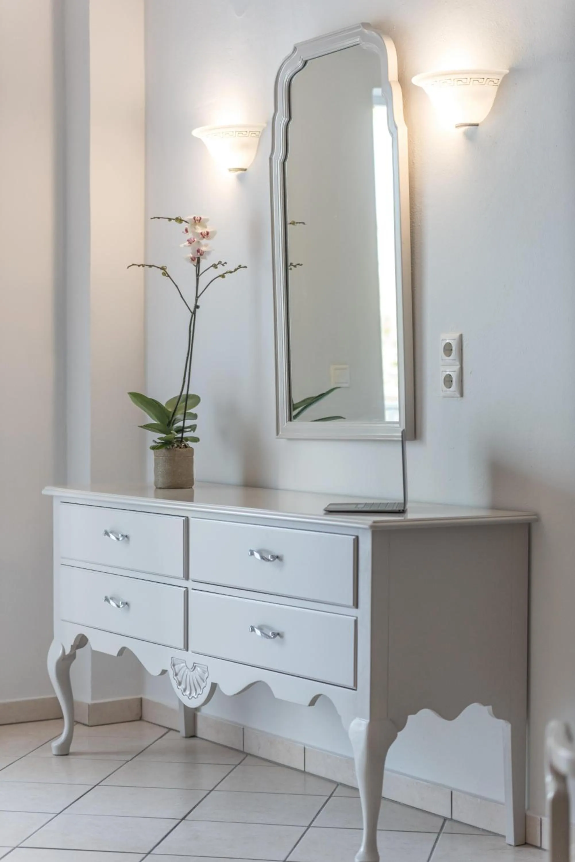 Photo of the whole room in Dore Boutique Hotel