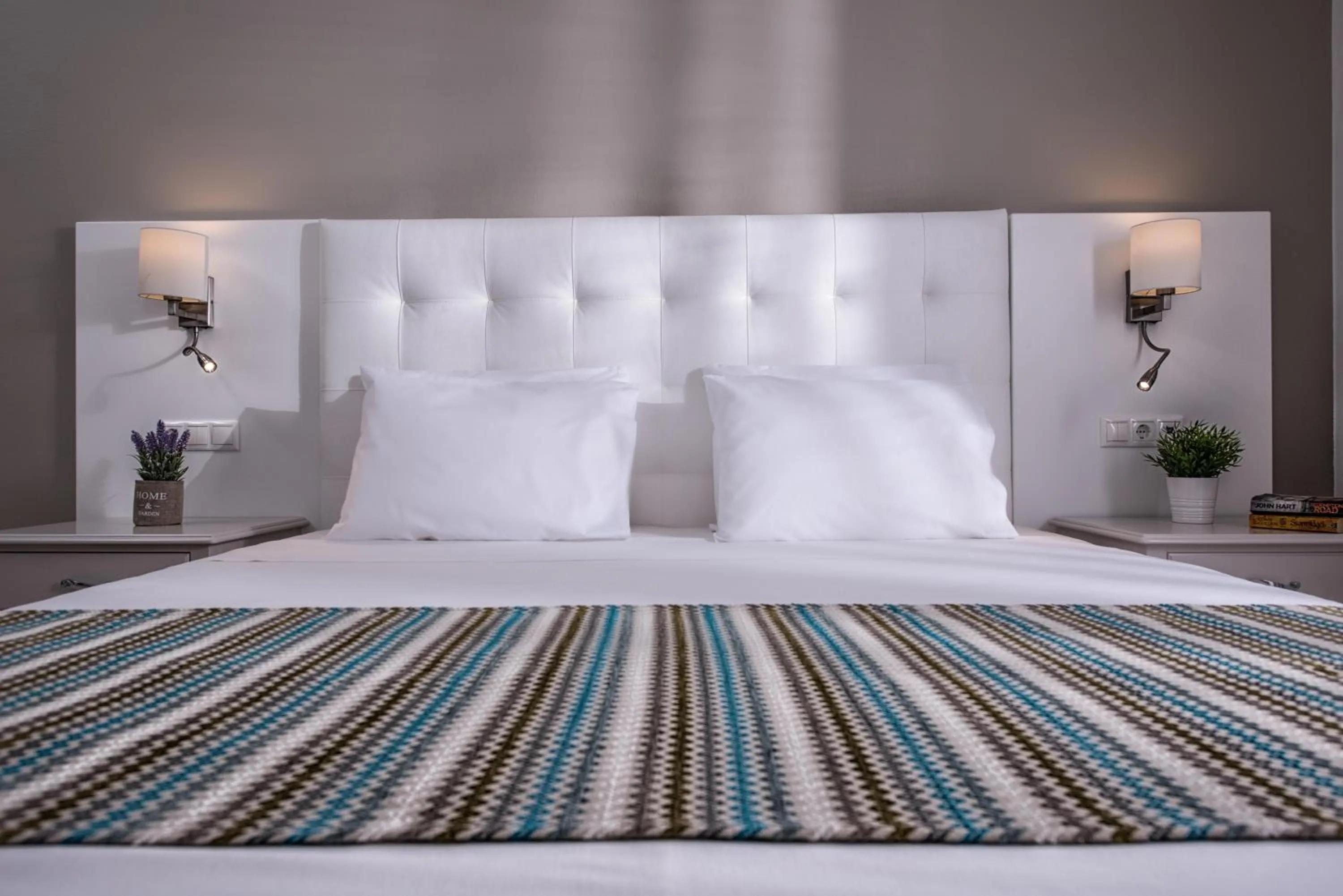 Photo of the whole room, Bed in Dore Boutique Hotel