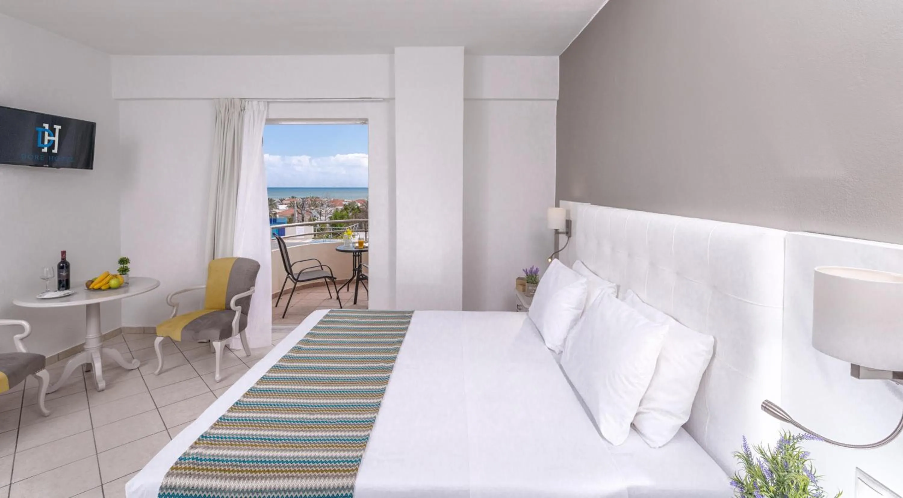 Photo of the whole room, Bed in Dore Boutique Hotel