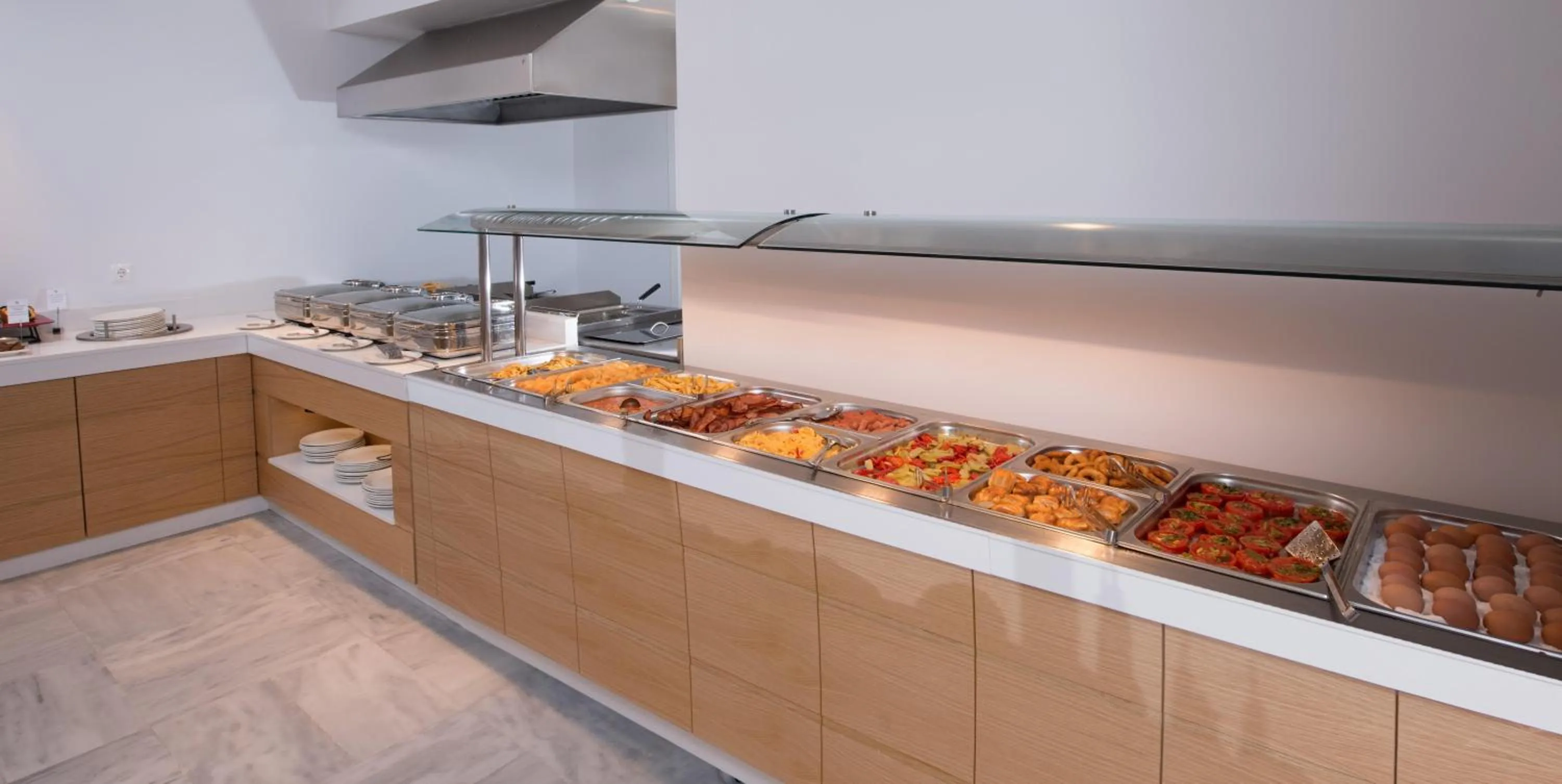 Restaurant/places to eat in Dore Boutique Hotel