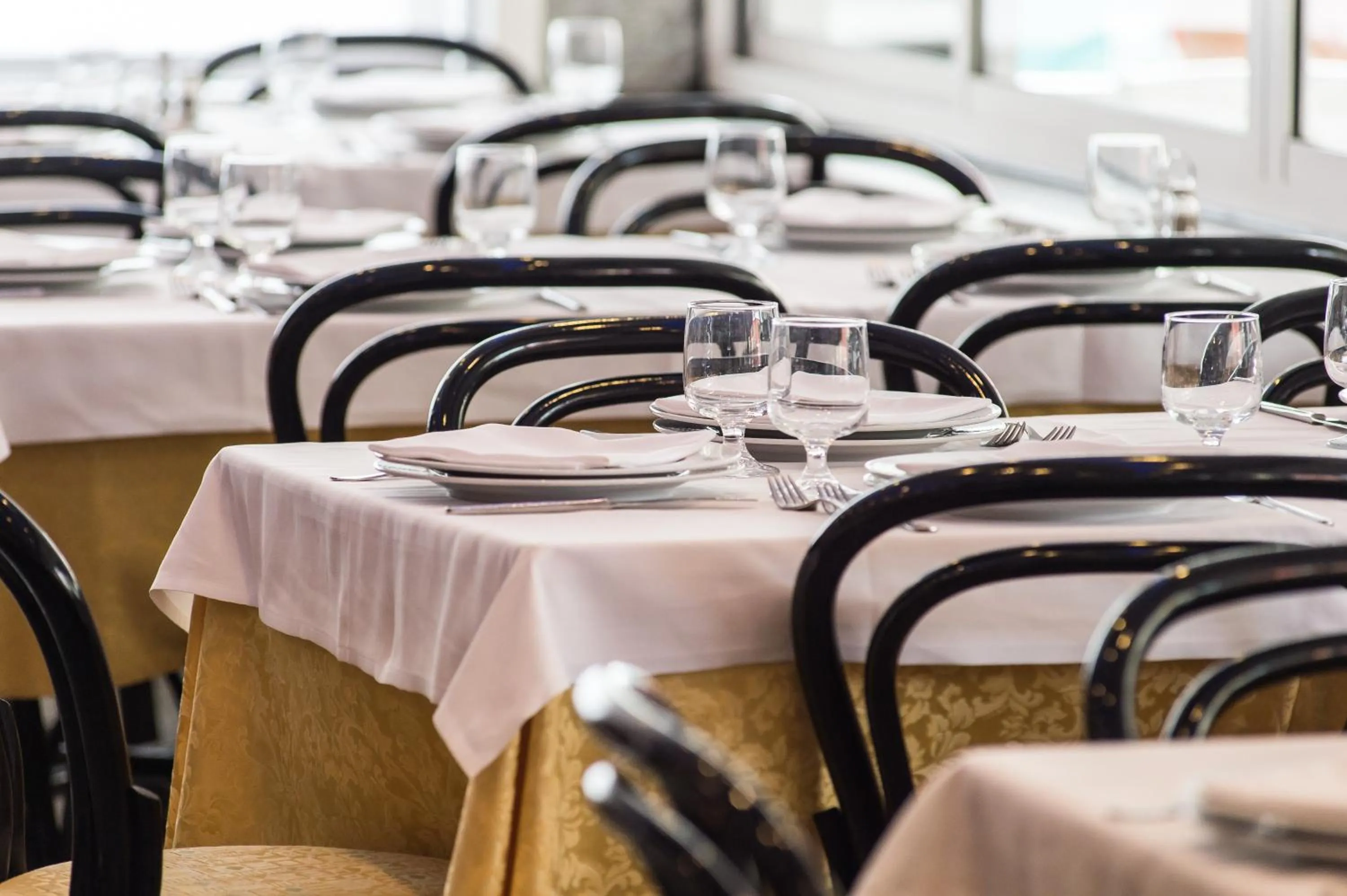 Restaurant/places to eat in Hotel Christian