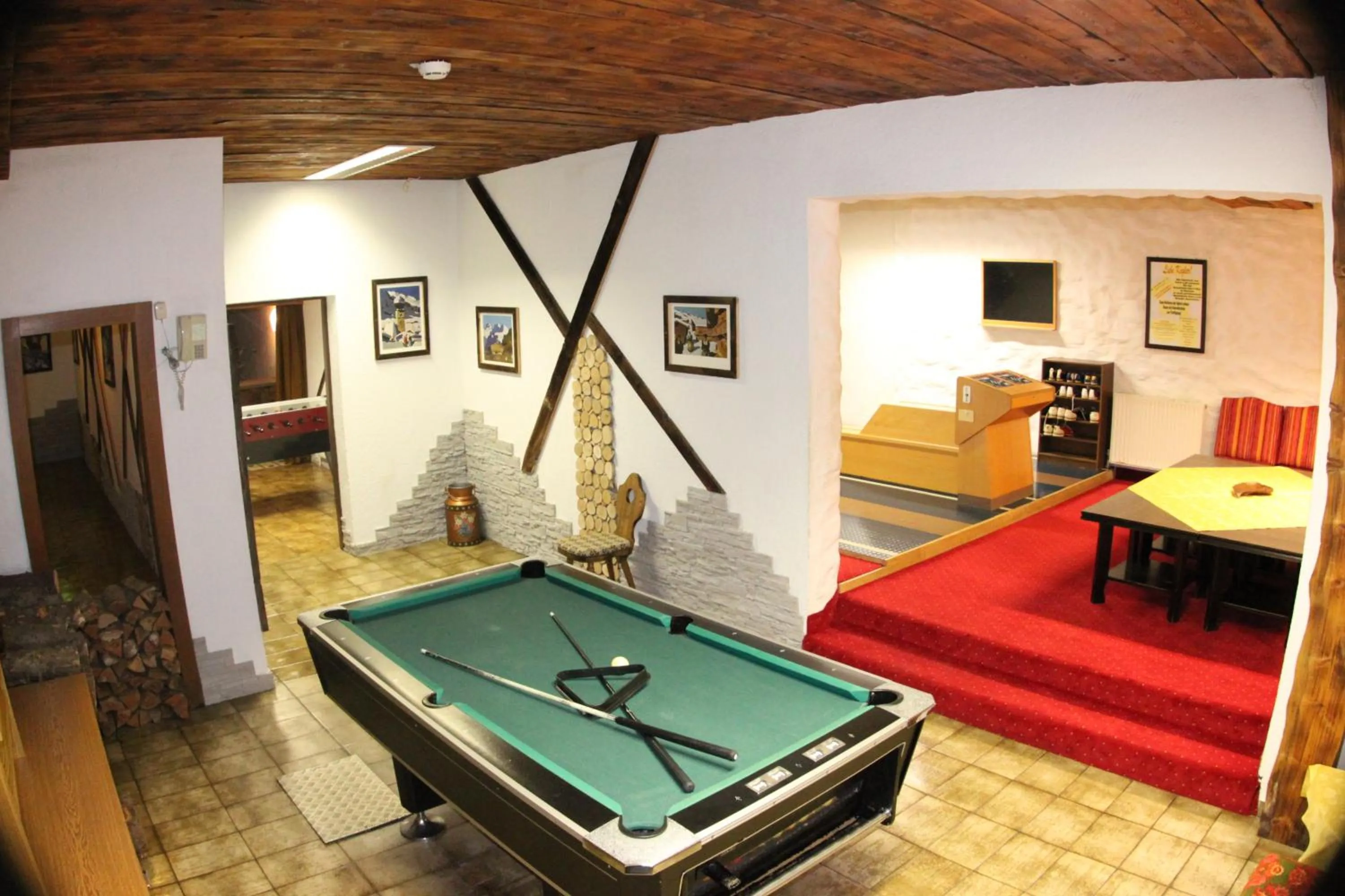 Billiard in Alpen Wohlfühlhotel Dörflwirt
