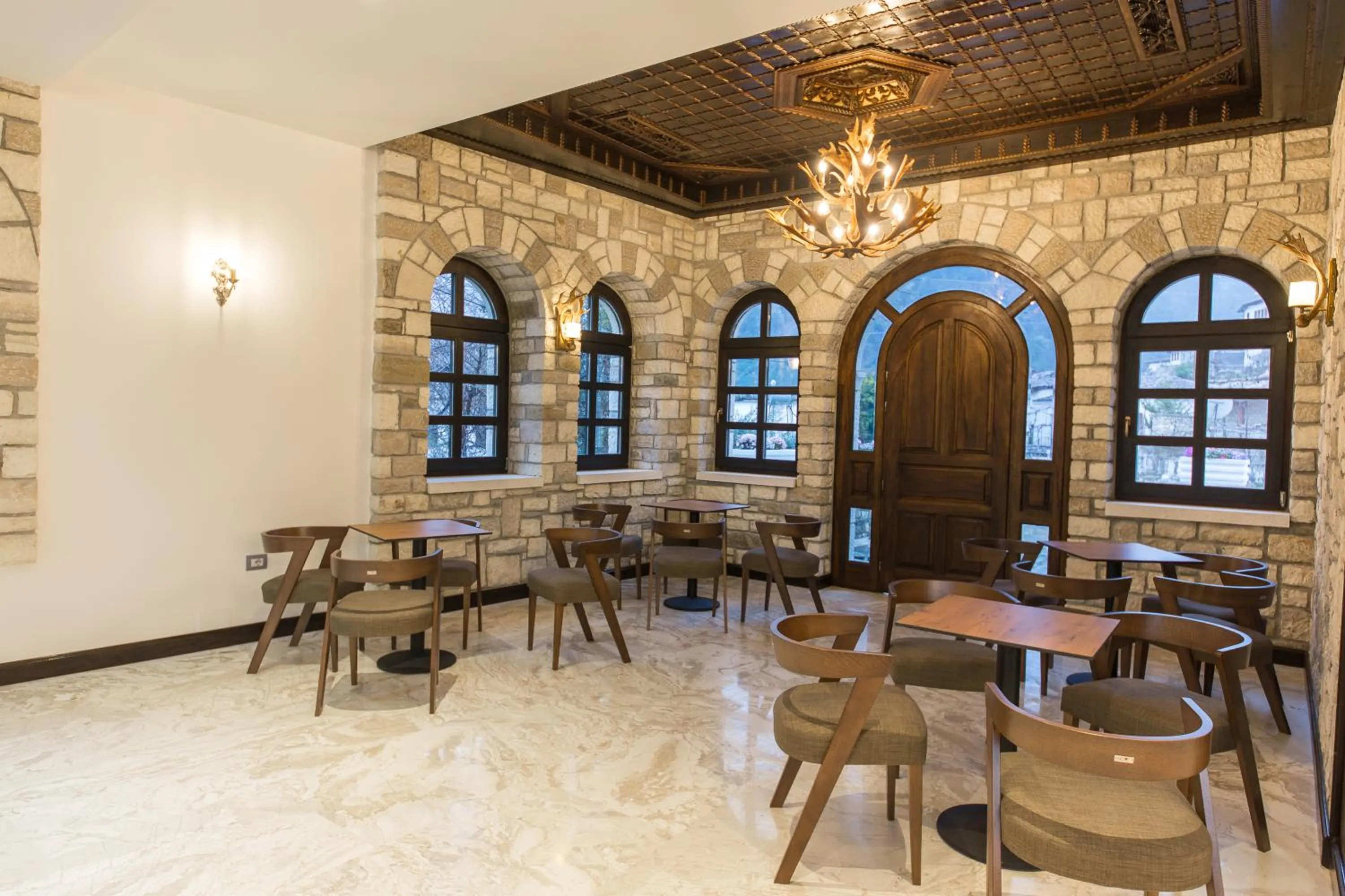 Lounge or bar in Hotel Onufri