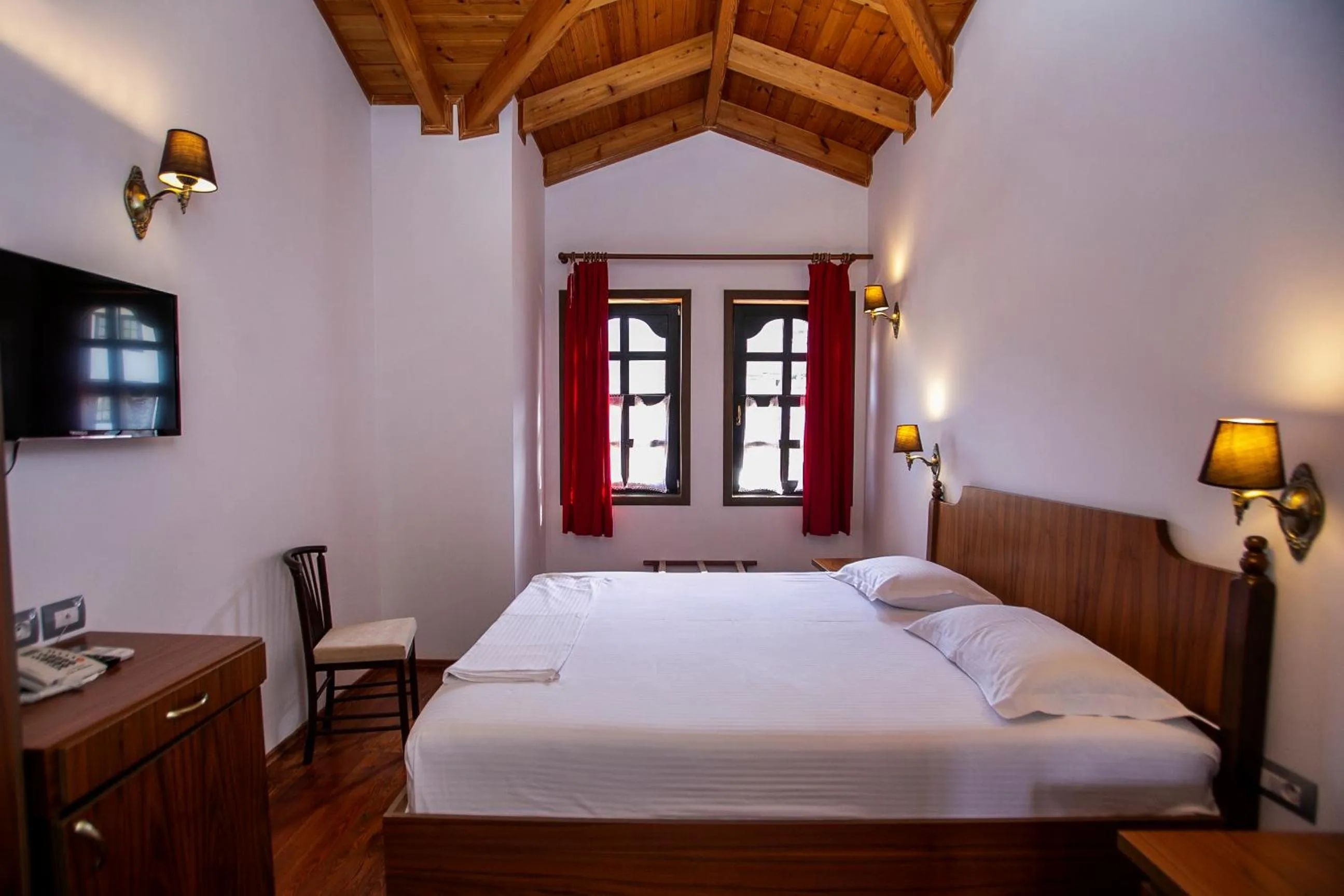 Bedroom, Bed in Hotel Onufri