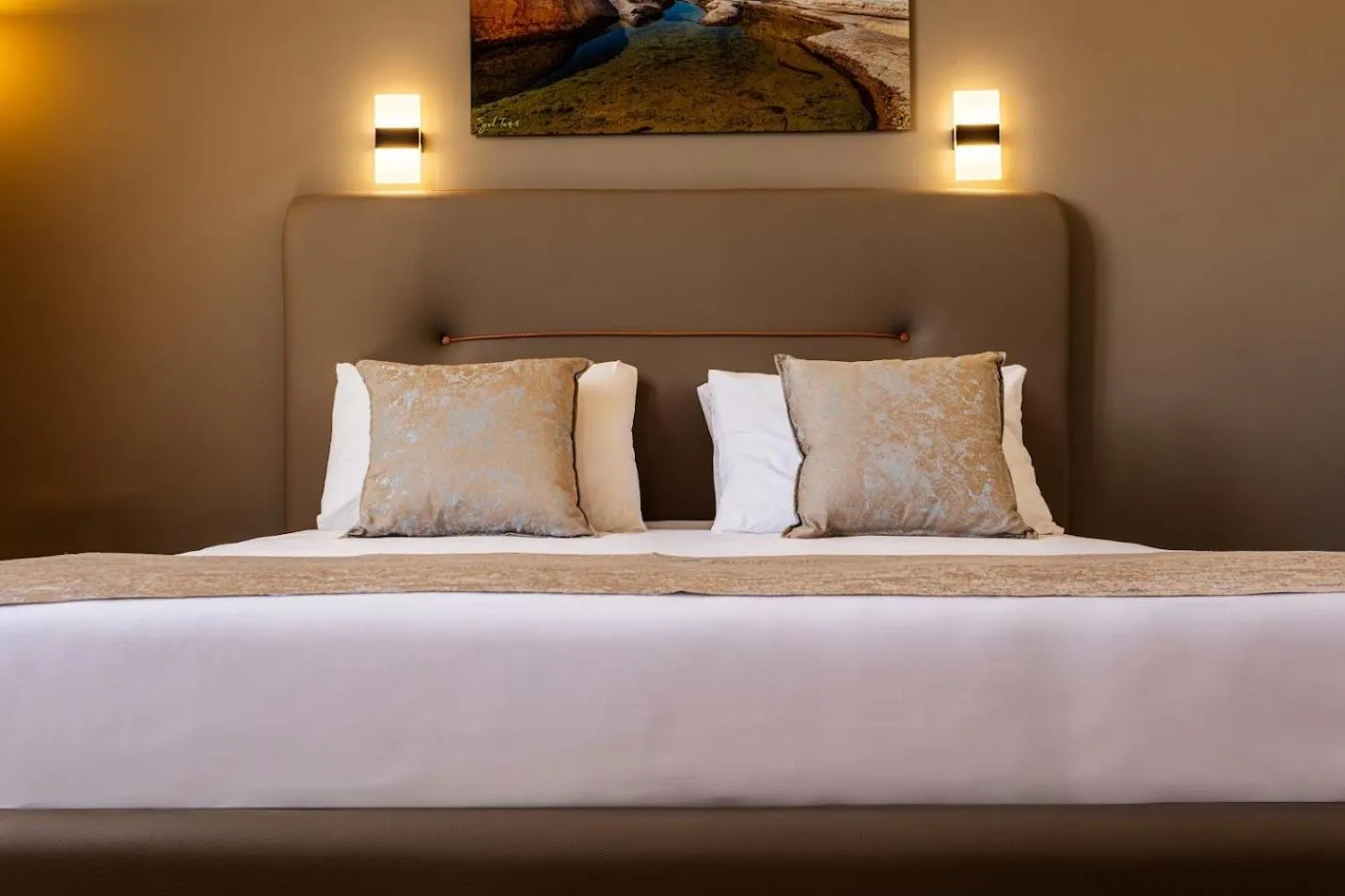 Photo of the whole room, Bed in Inbar Hotel