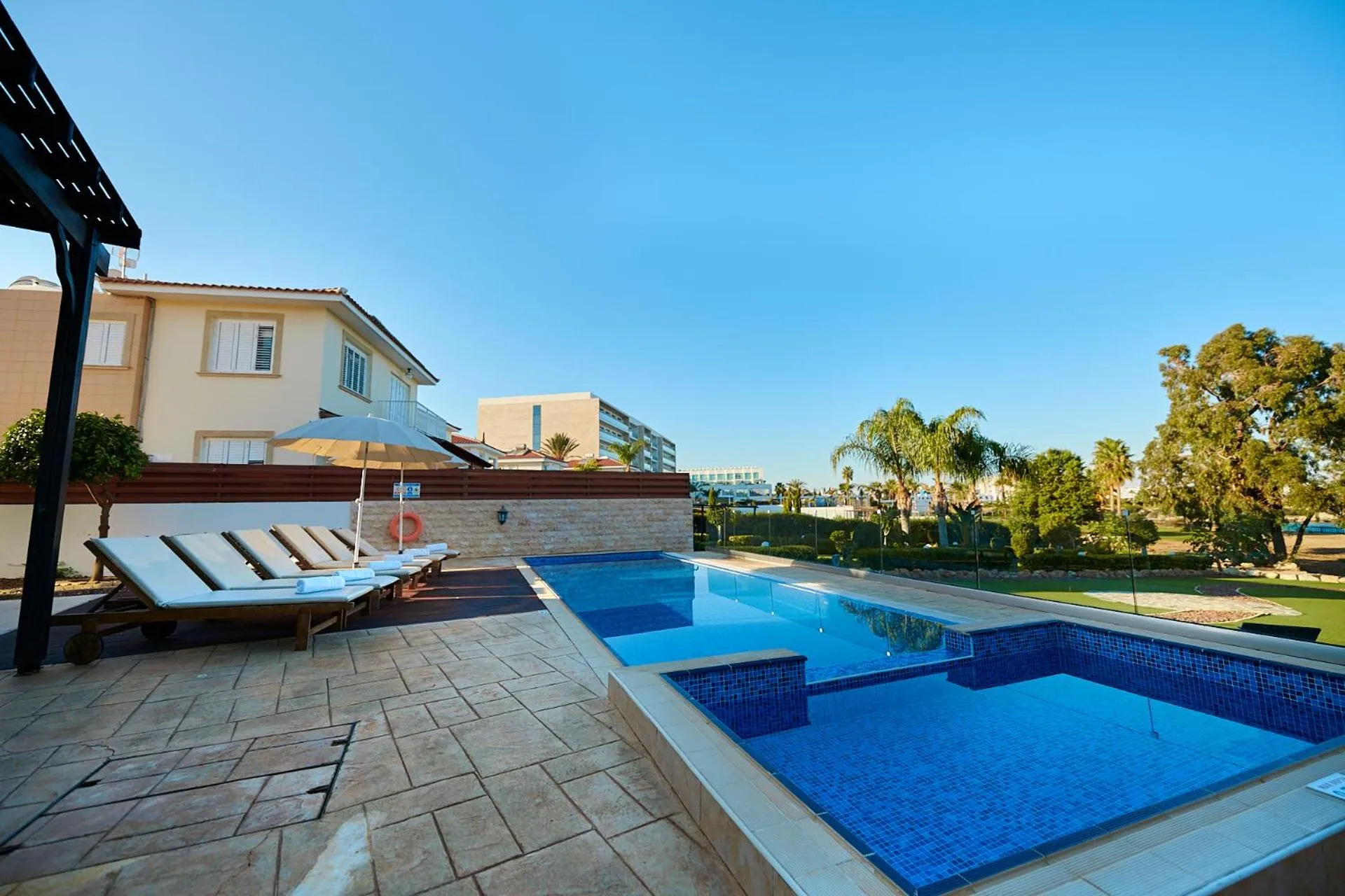 Beach Front Bella Vista by Ezoria Villas