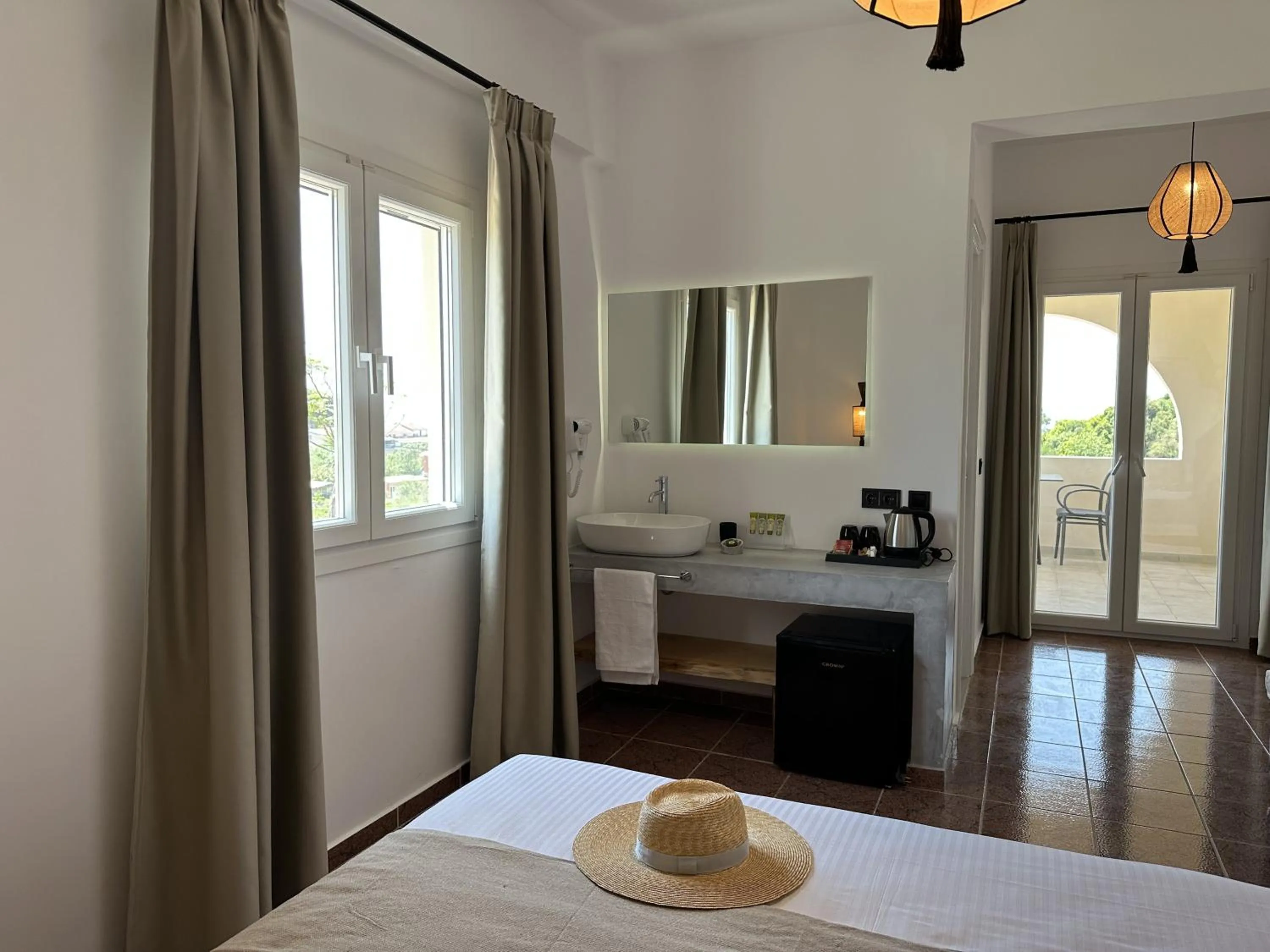 Bedroom, Bed in Armeno Resort