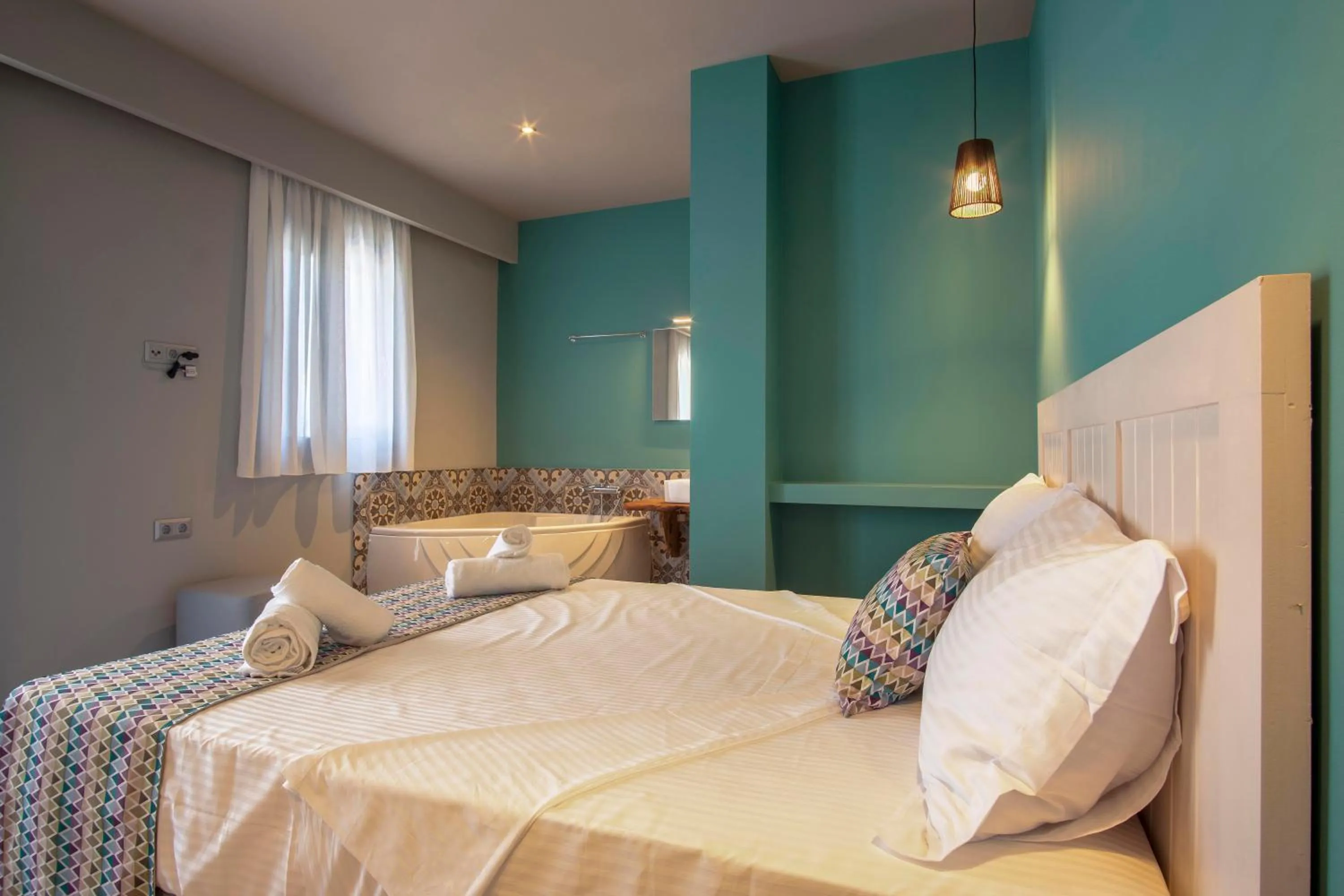 Bathroom, Bed in Armeno Resort