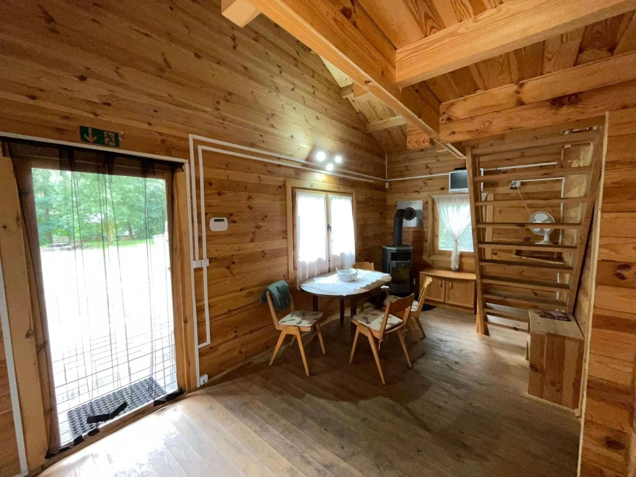 Dining area in Wypoczynek Hnatczak
