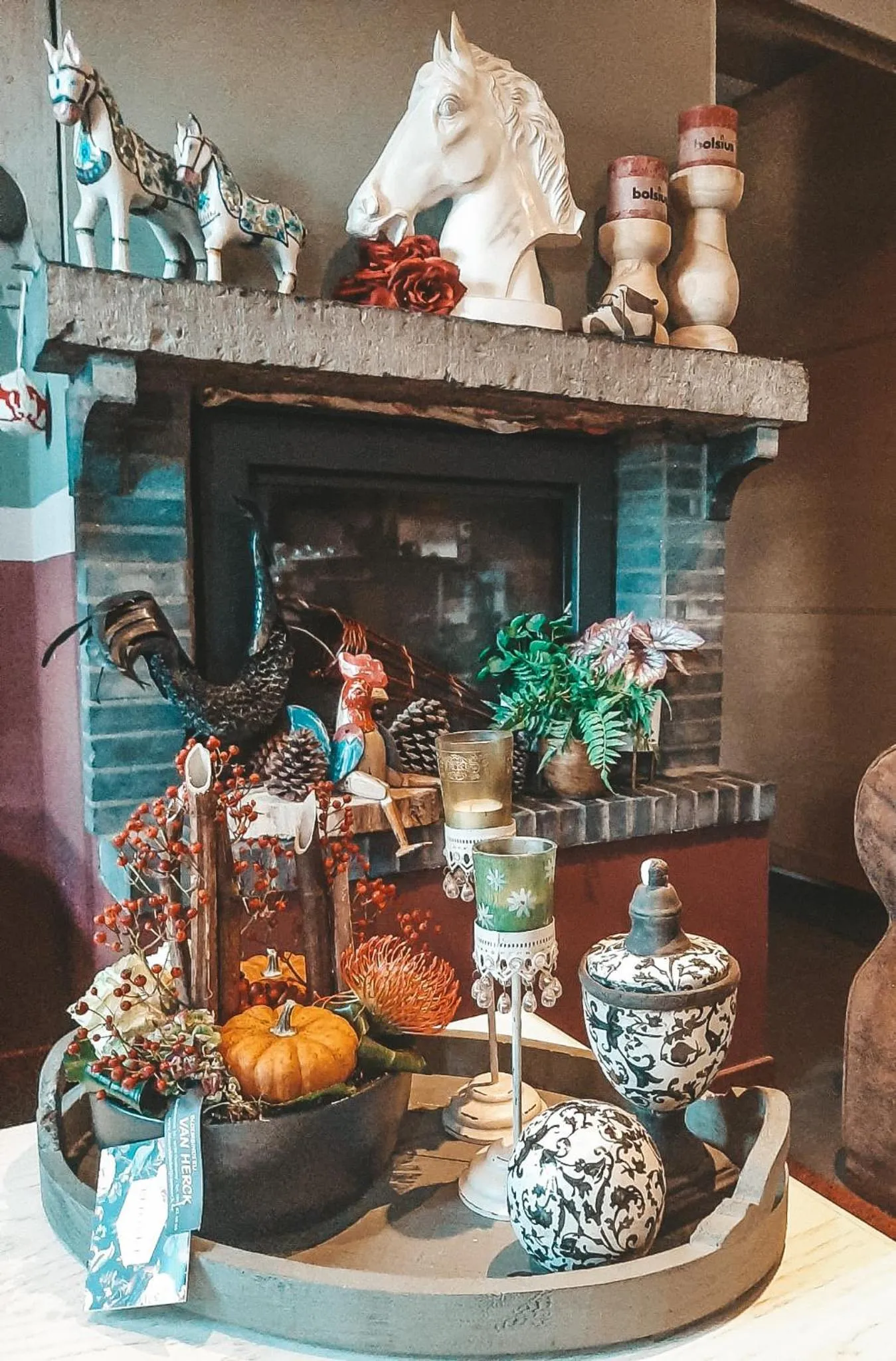 Decorative detail in Hoeve Westdijk