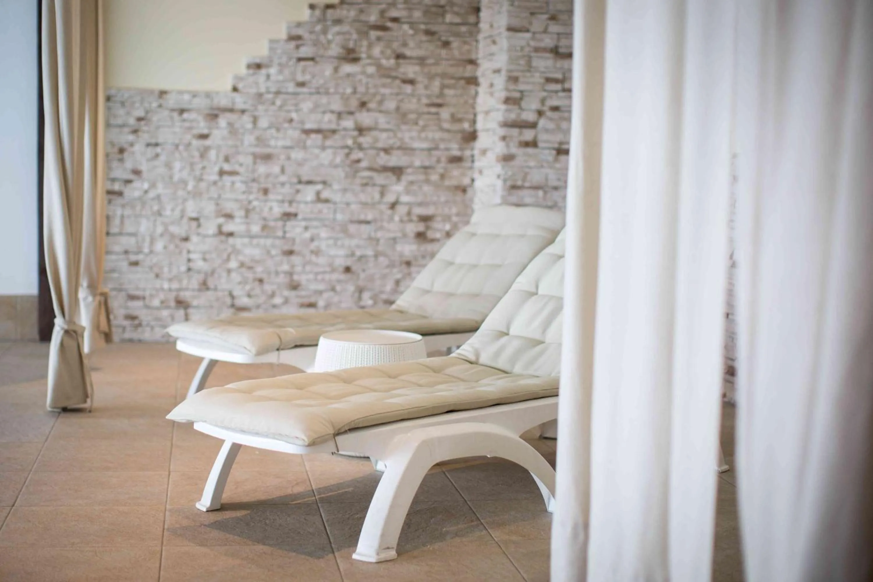 Swimming pool in Pension An Der Linde