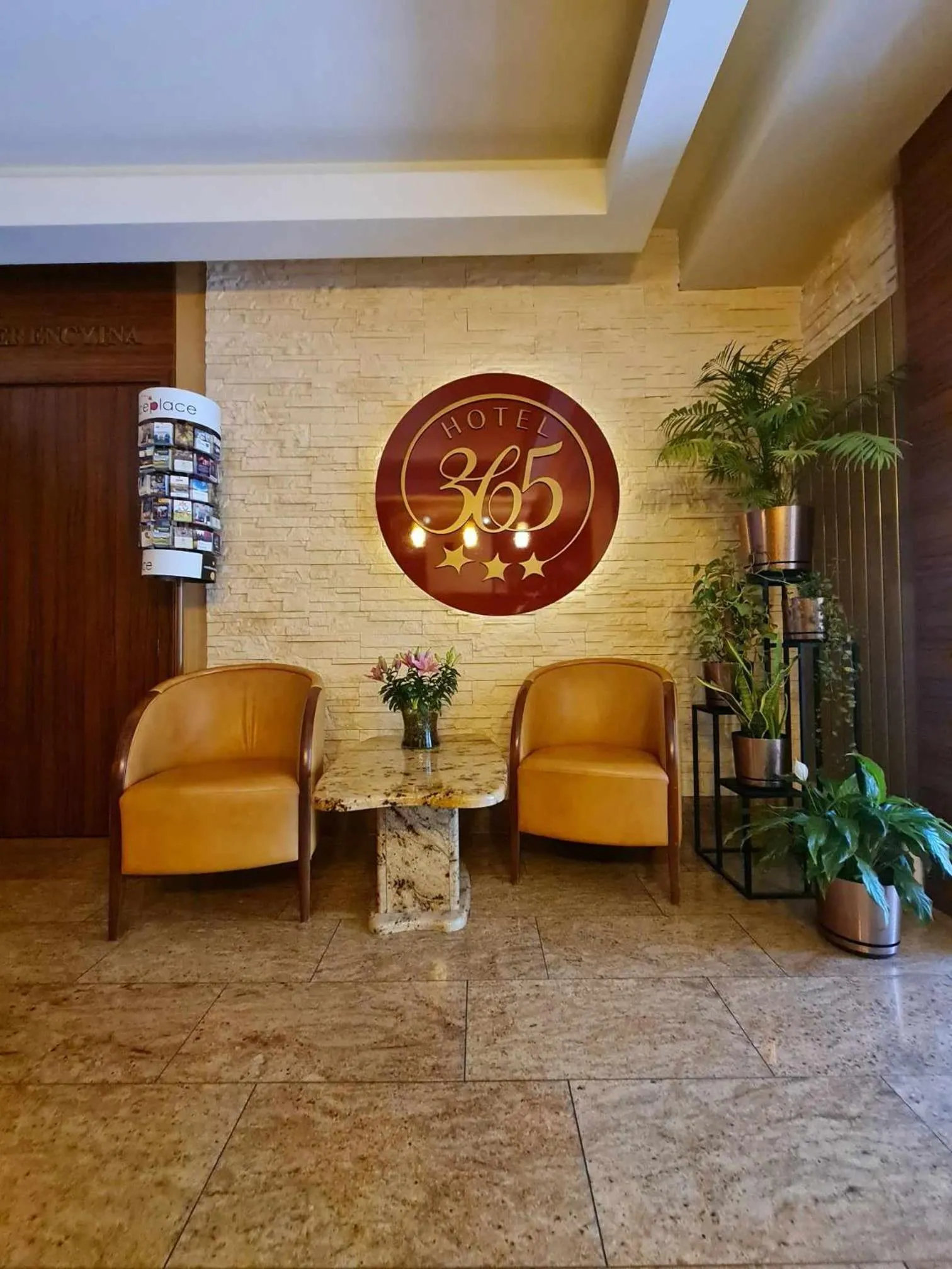 Lobby or reception in Hotel 365