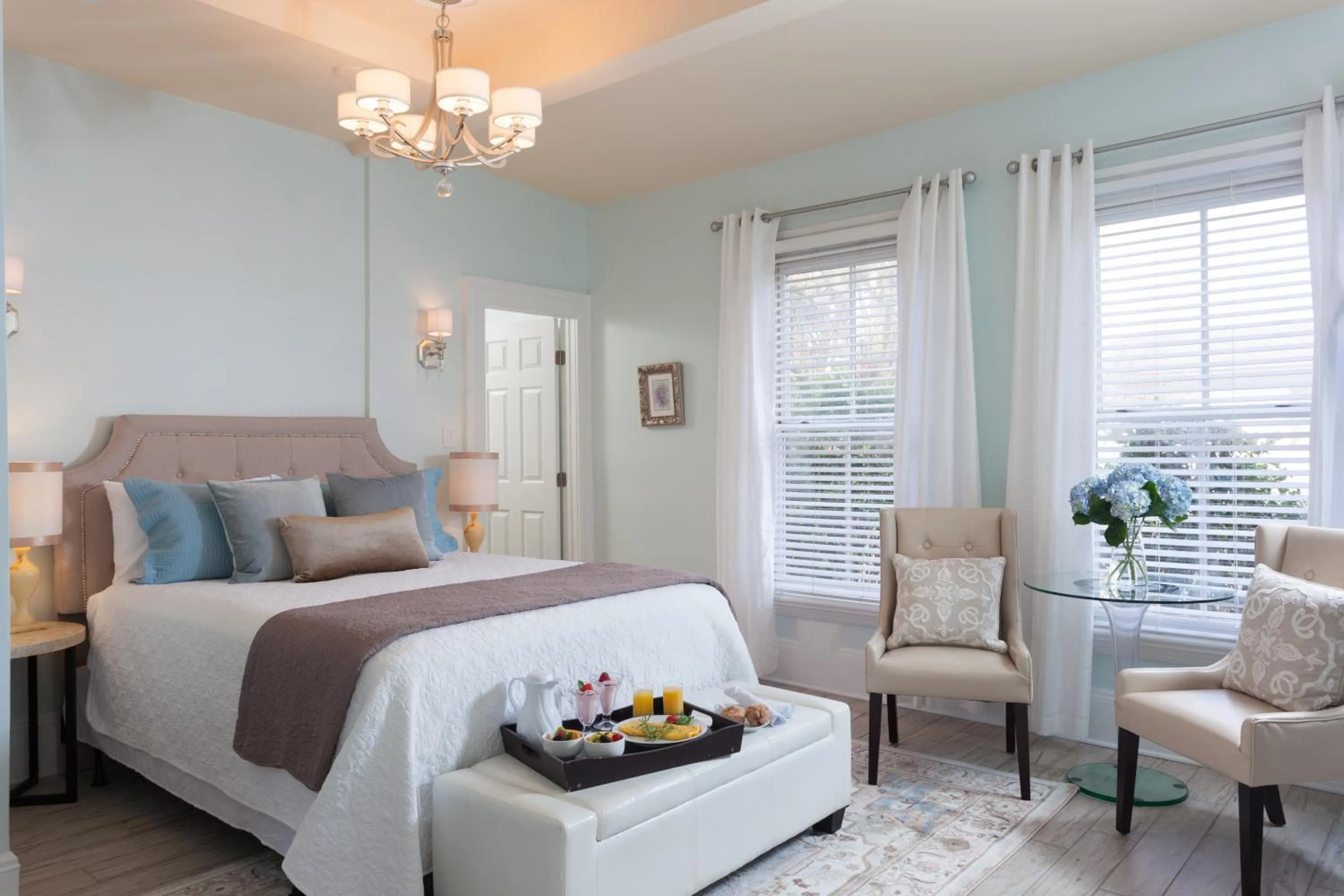 Bed in Bayfront Marin House