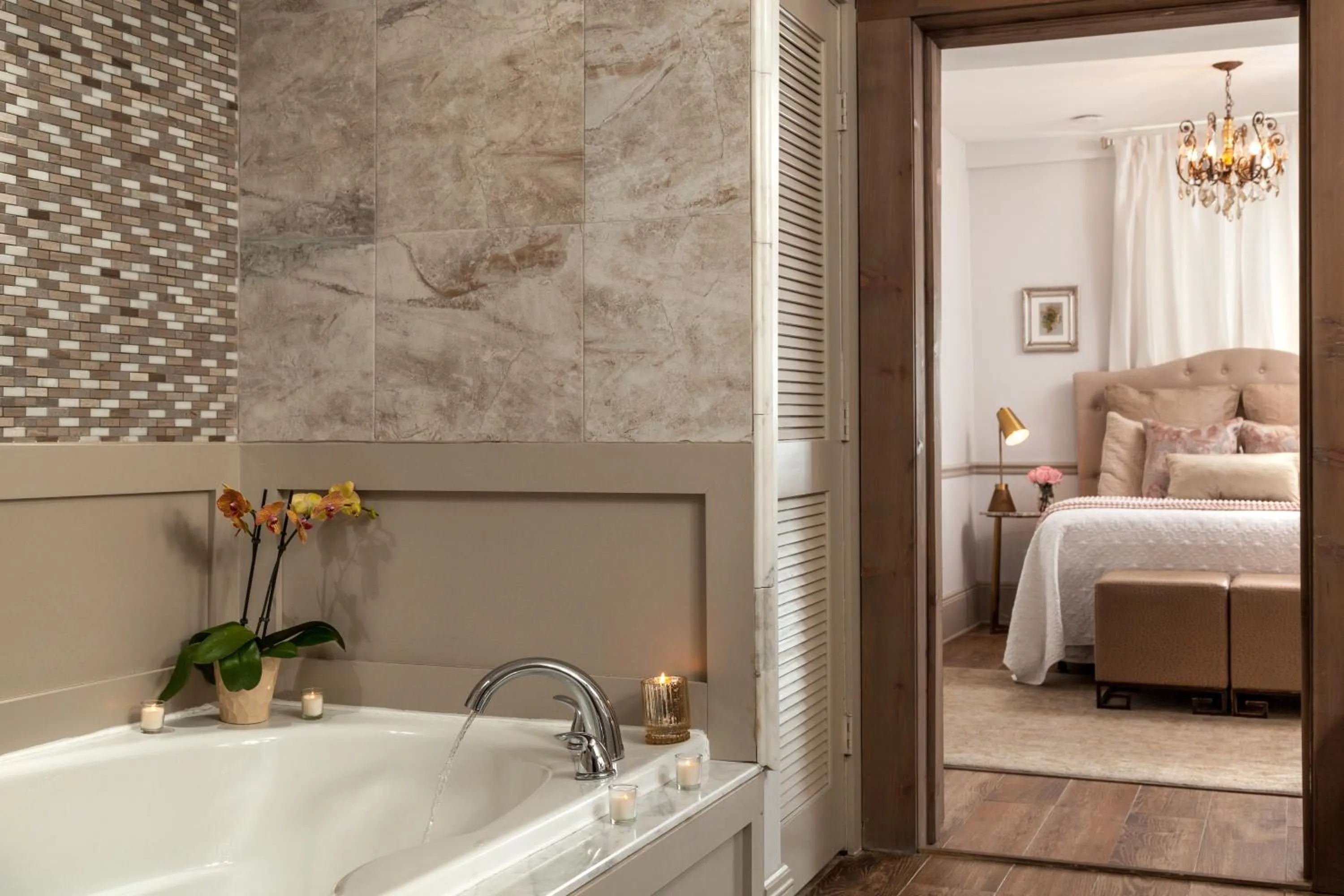 Bed in Bayfront Marin House