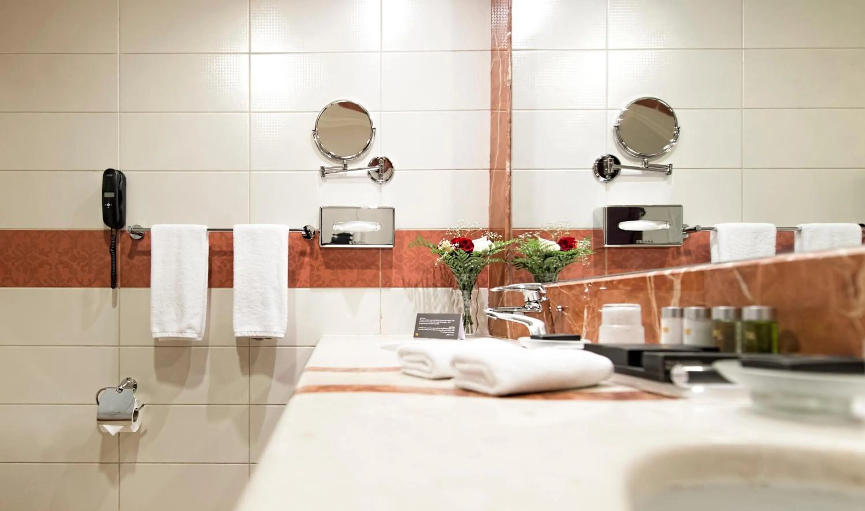 Bathroom in Al Ghufran Safwah Hotel Makkah