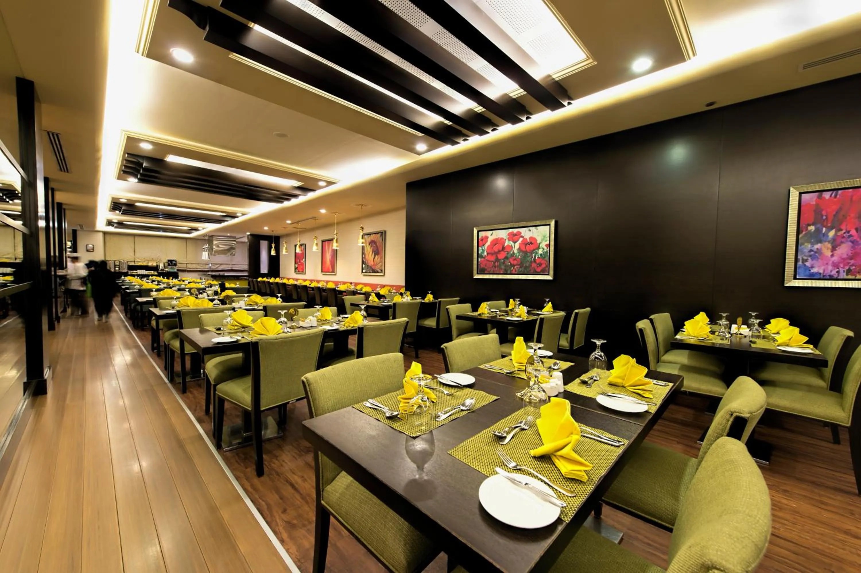 Restaurant/places to eat in Al Ghufran Safwah Hotel Makkah