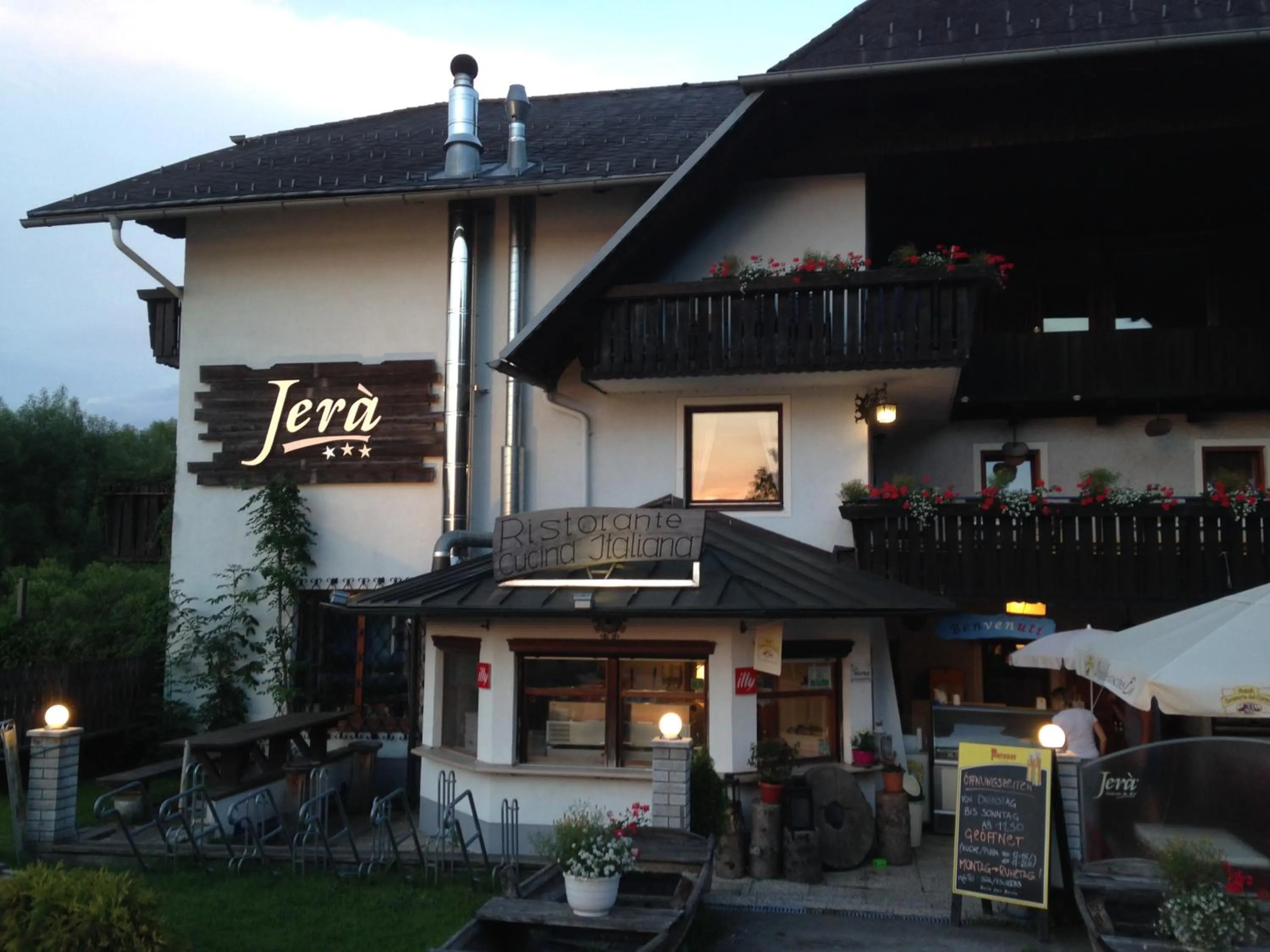 Property building in Jerà am Furtnerteich Hotel-Ristorante&Relax
