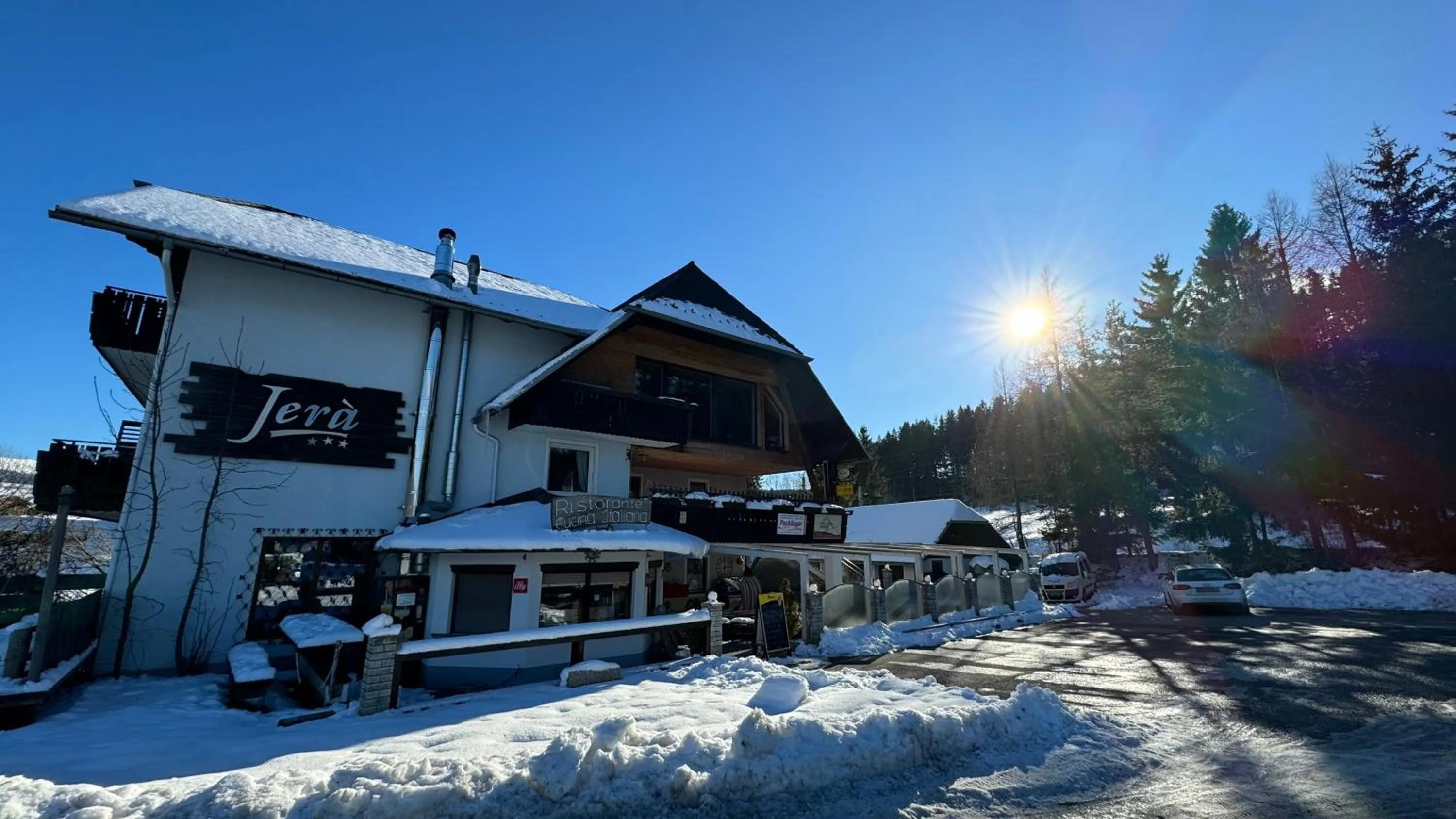 Property building in Jerà am Furtnerteich Hotel-Ristorante&Relax