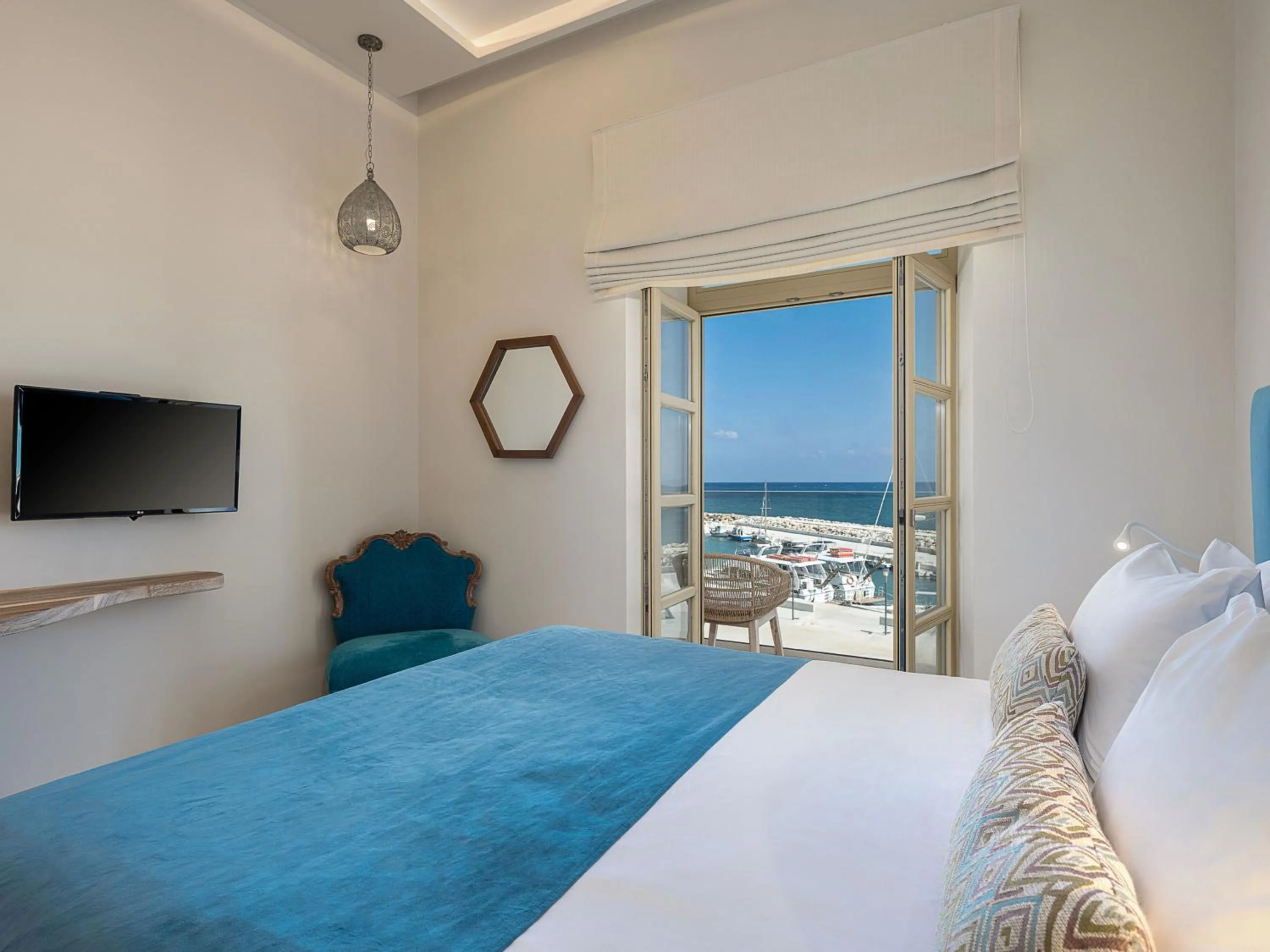 Bed in Avra Apartments Kolymbari Harbour