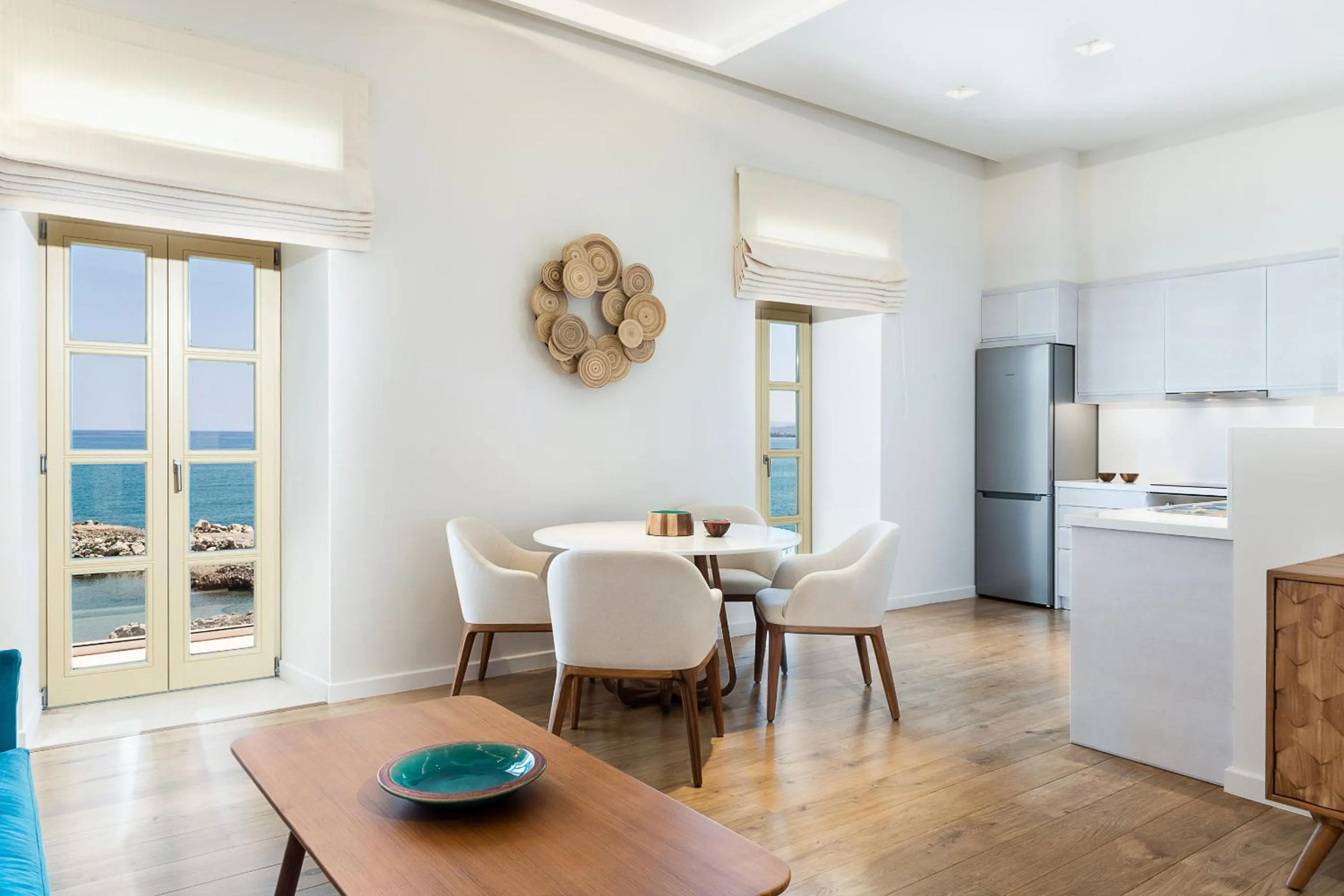 Kitchen or kitchenette in Avra Apartments Kolymbari Harbour