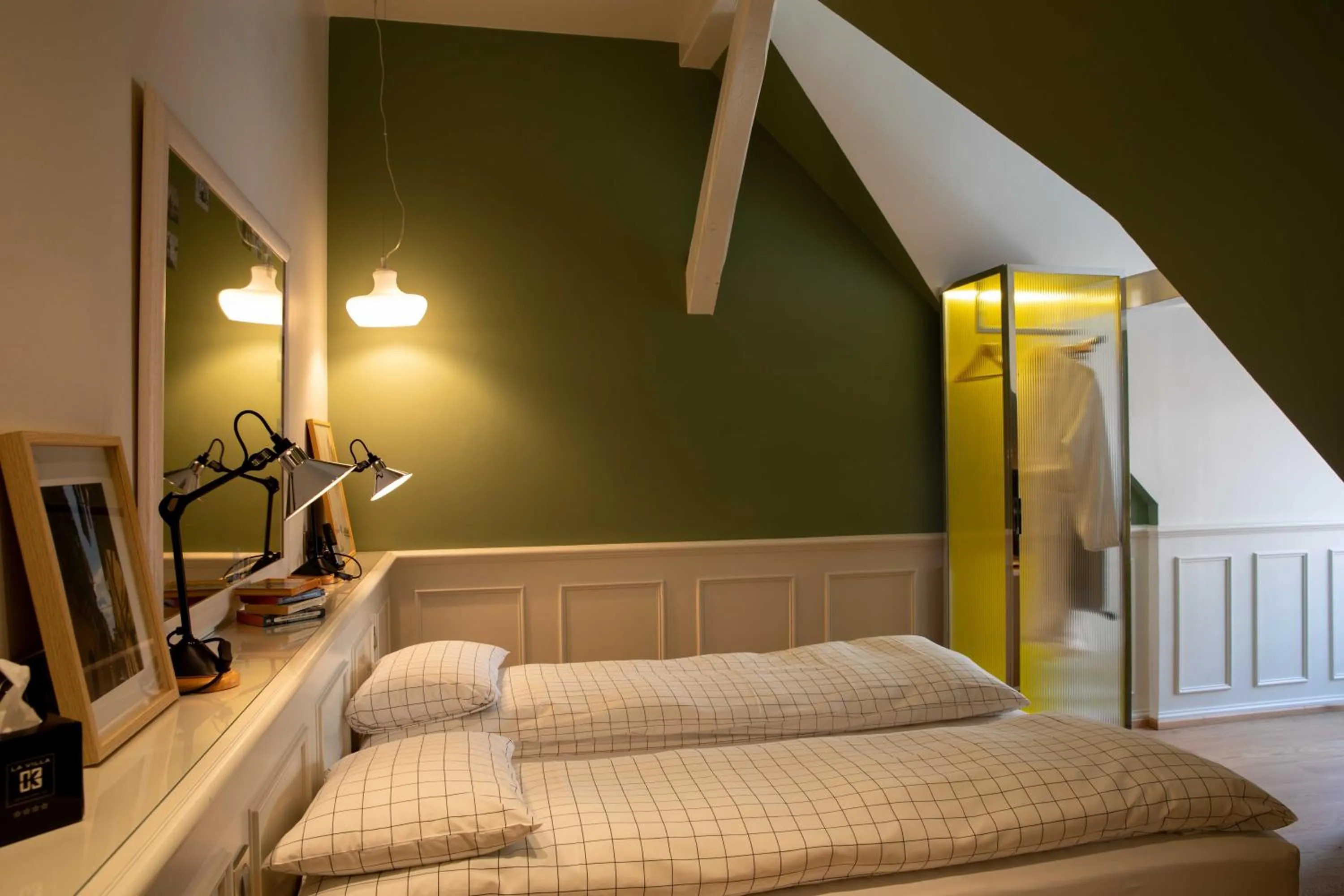 Bed in Hôtel et Spa La Villa K - Basel Airport