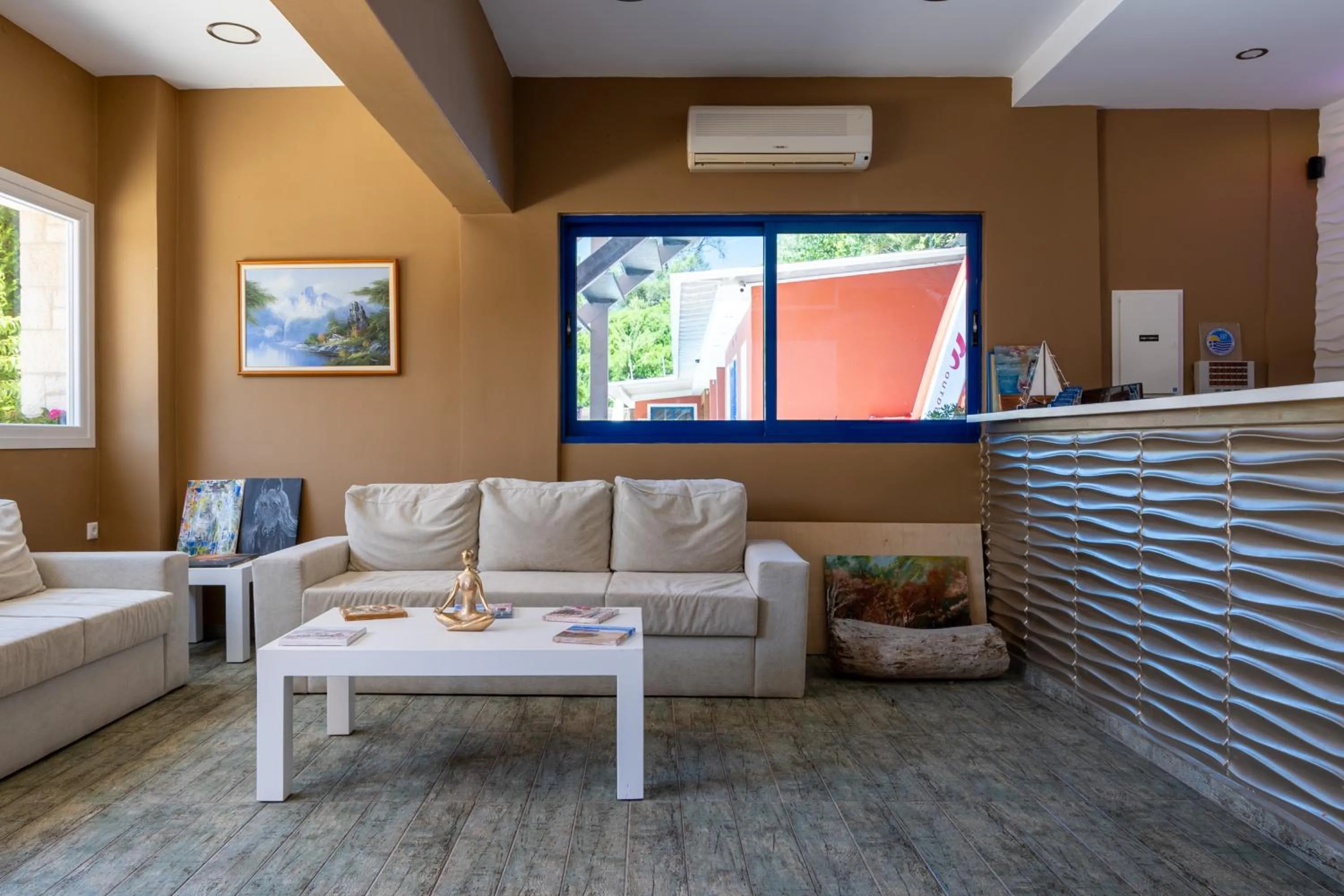 Vliho Bay Boutique Hotel