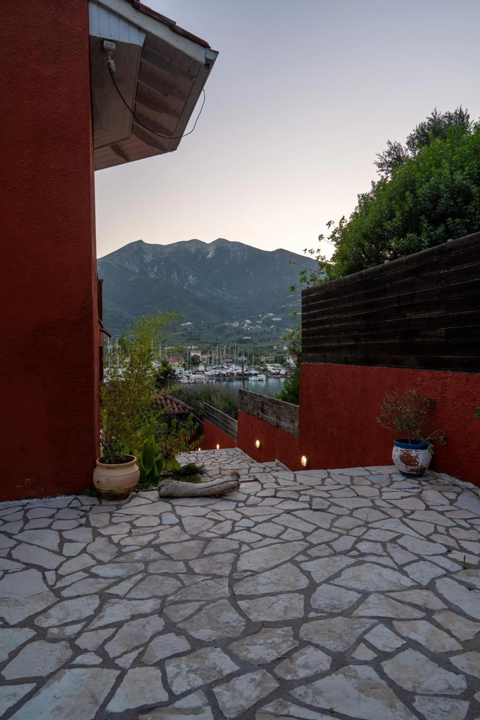 Vliho Bay Boutique Hotel