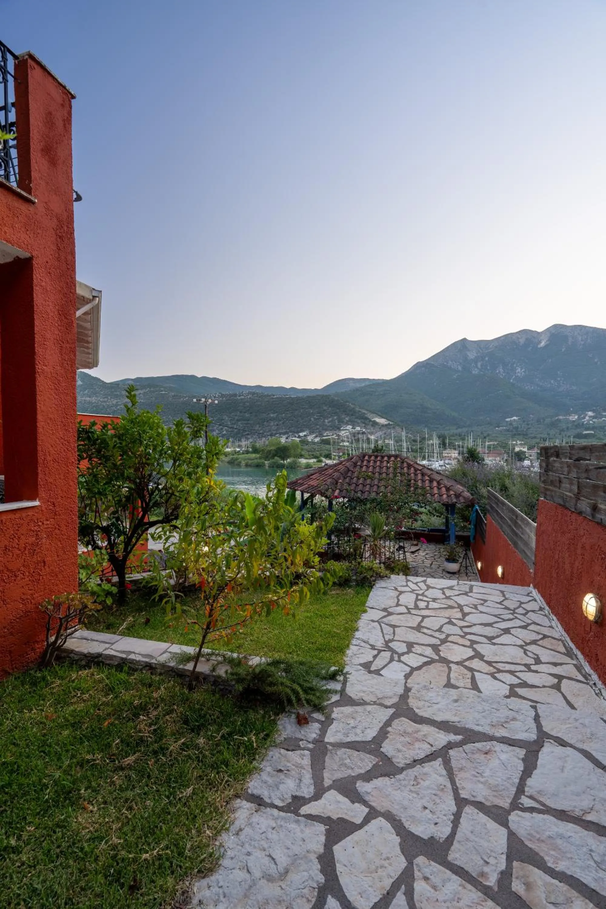 Vliho Bay Boutique Hotel