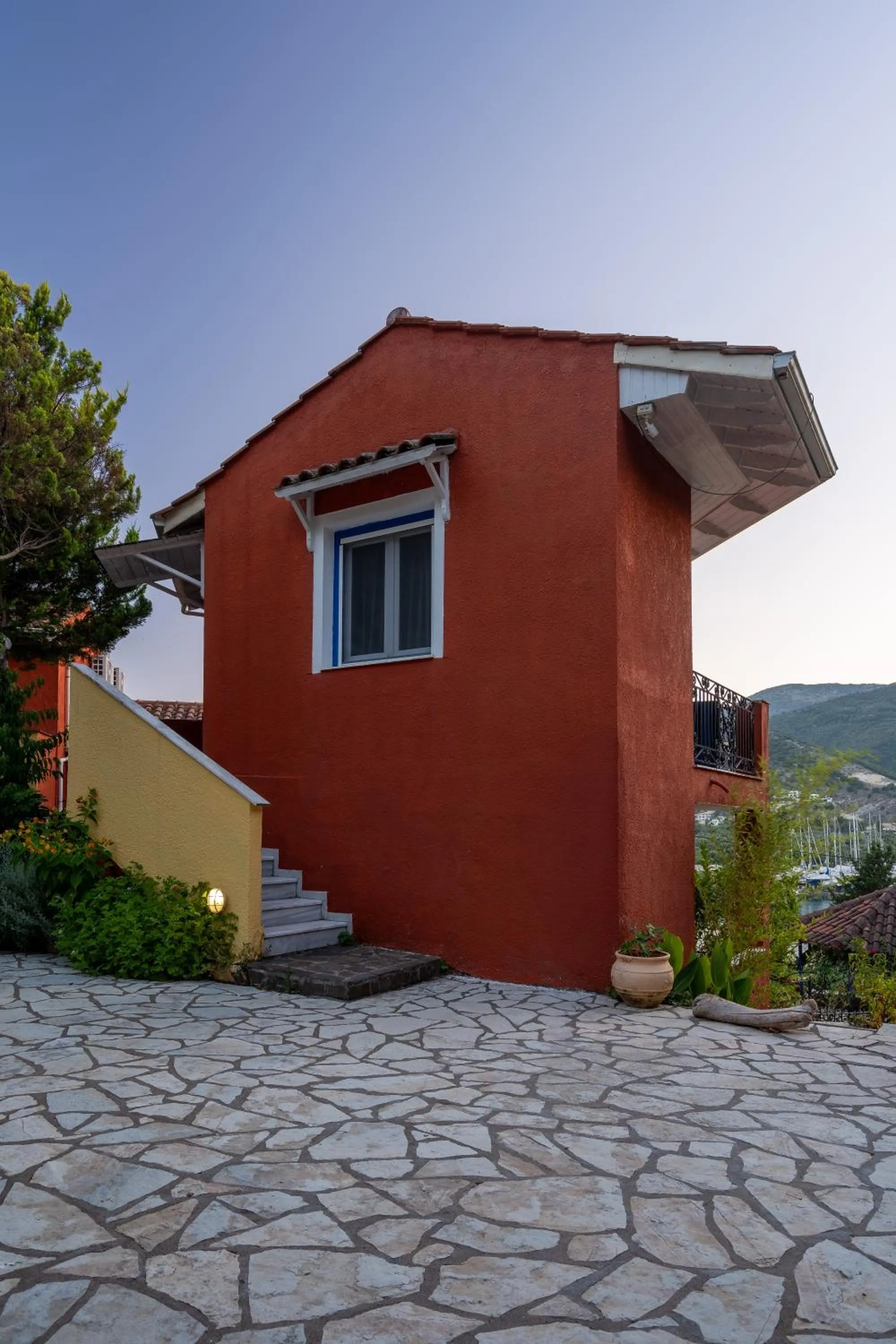 Vliho Bay Boutique Hotel