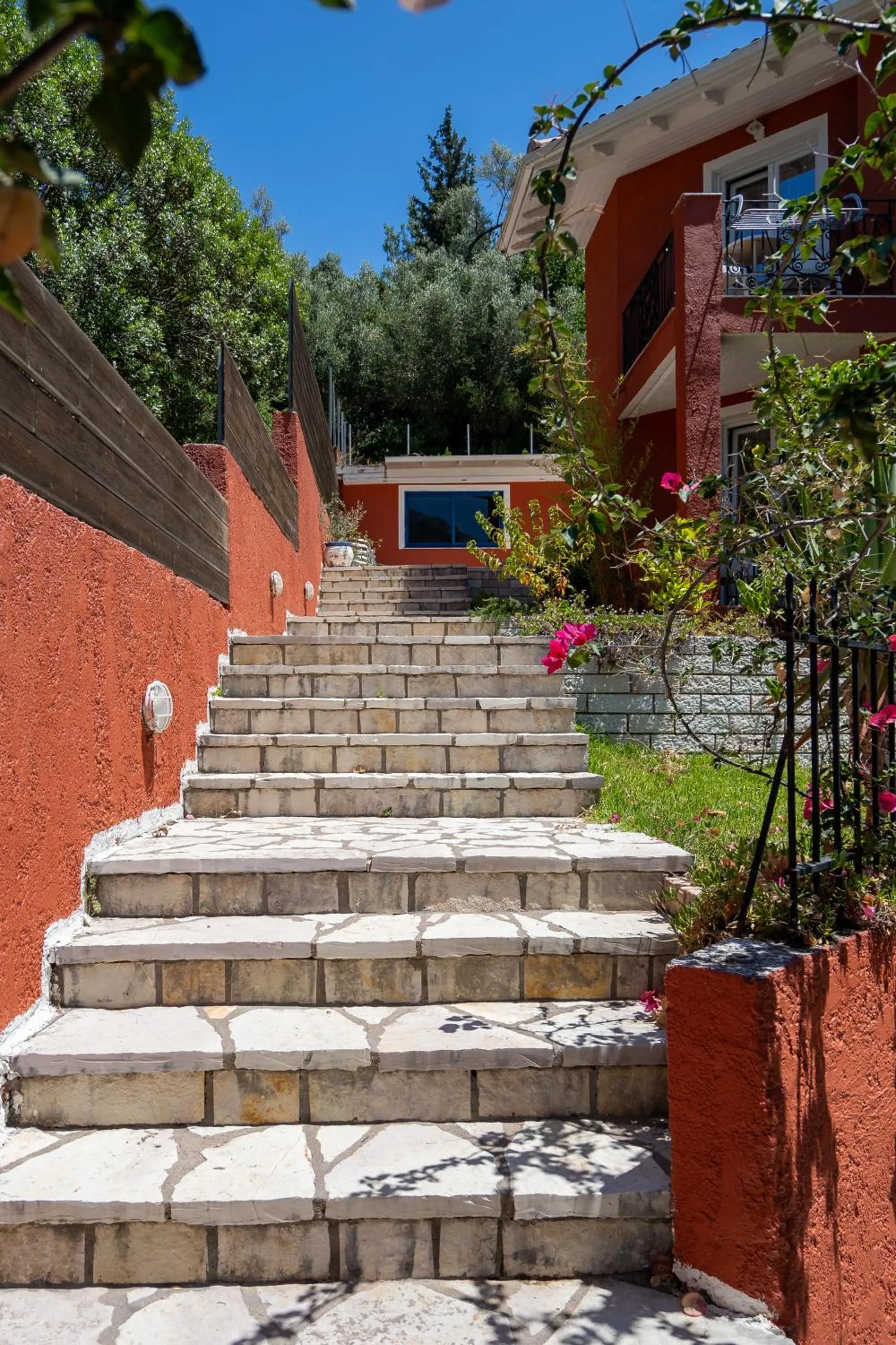 Vliho Bay Boutique Hotel