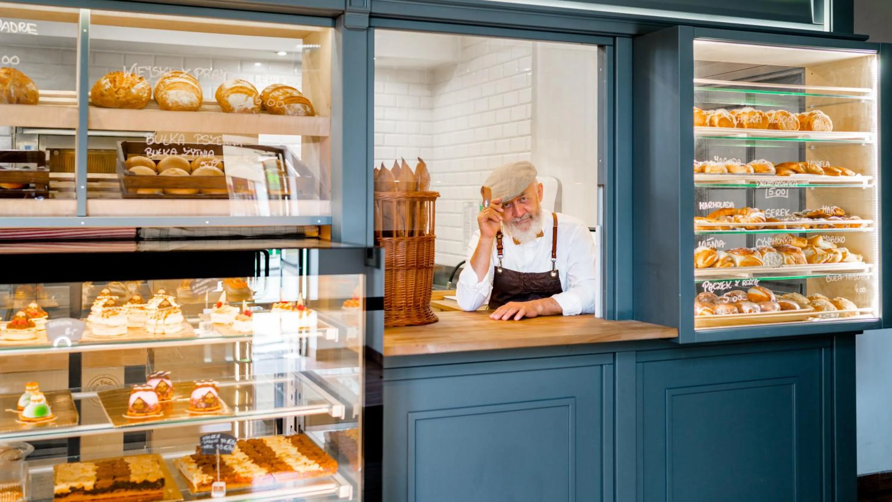 People in Leśny Dwór Karpacz Piekarnia Mio Padre Restauracja Mamma Mia