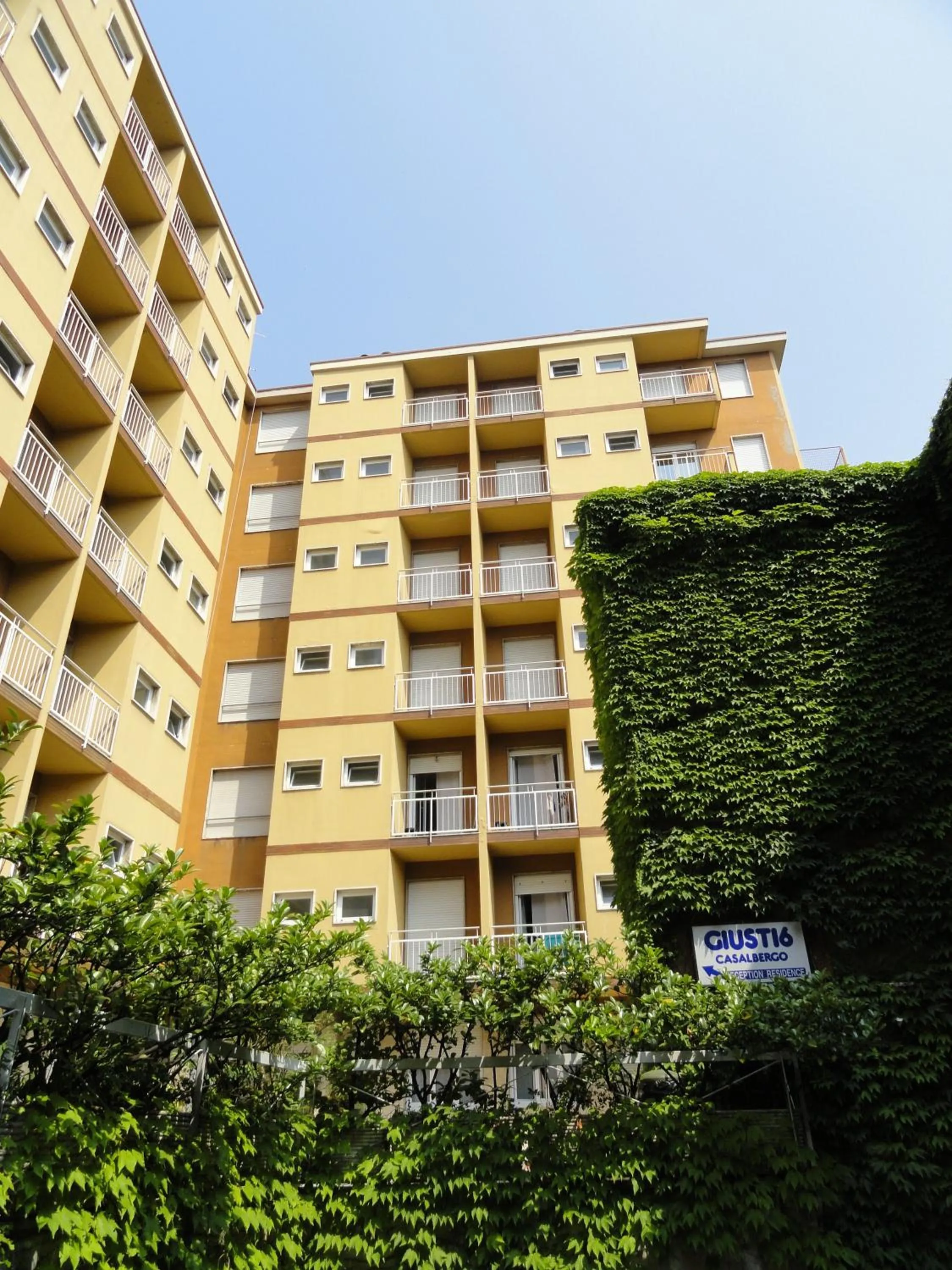 Facade/entrance in Residence Giusti 6