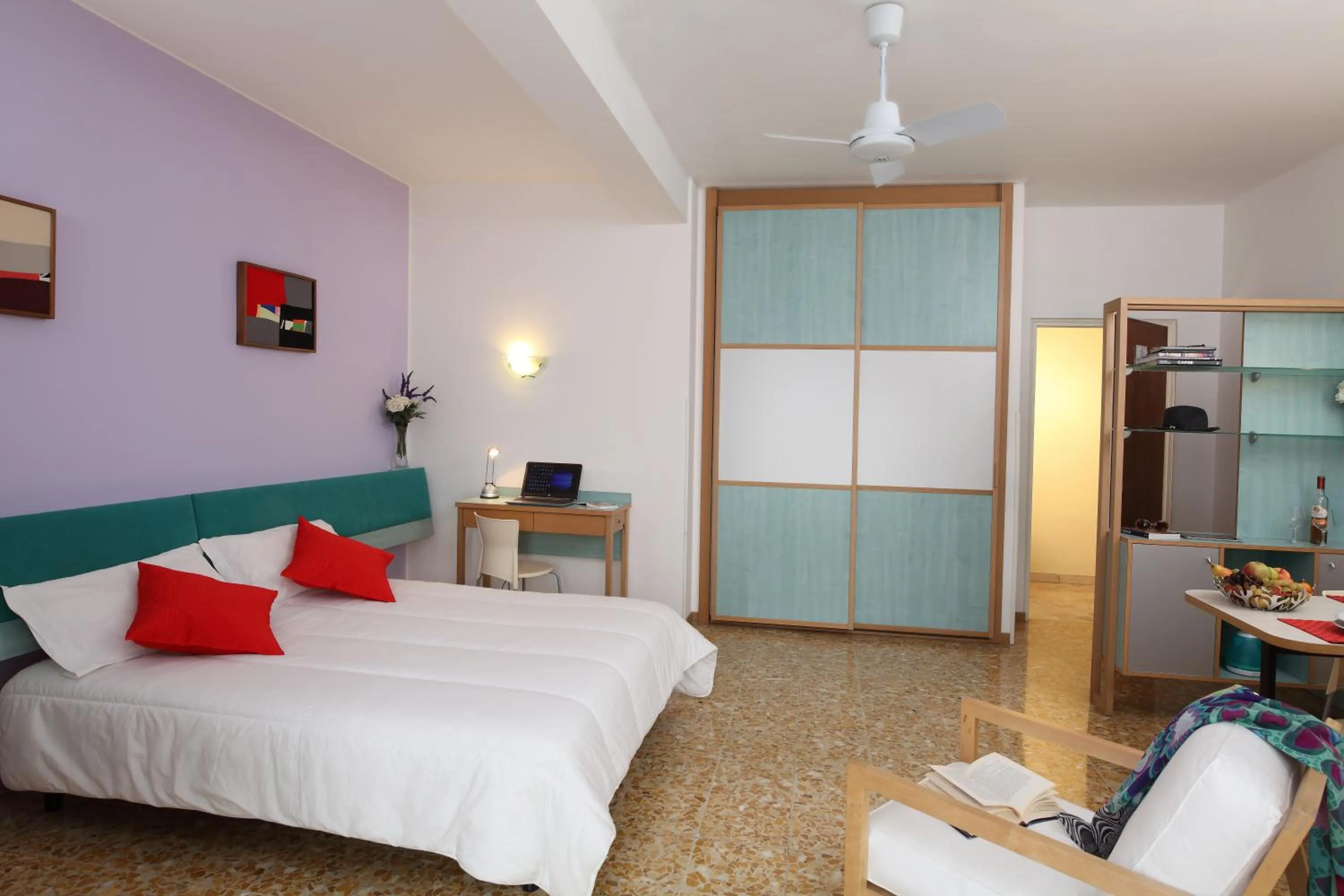 Photo of the whole room, Bed in Residence Giusti 6